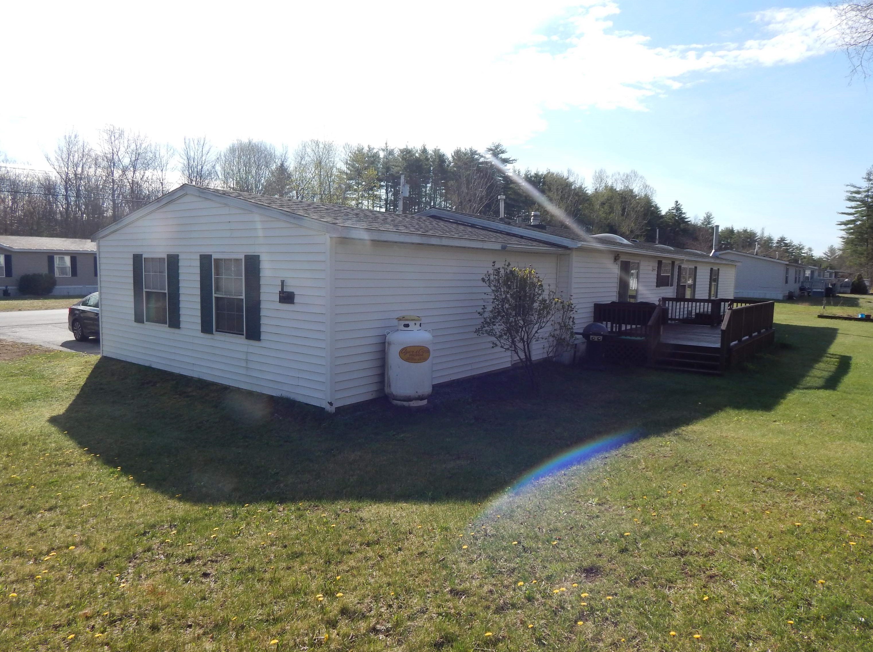 247 Fire Pond Rd, Contoocook, NH 03229 exterior