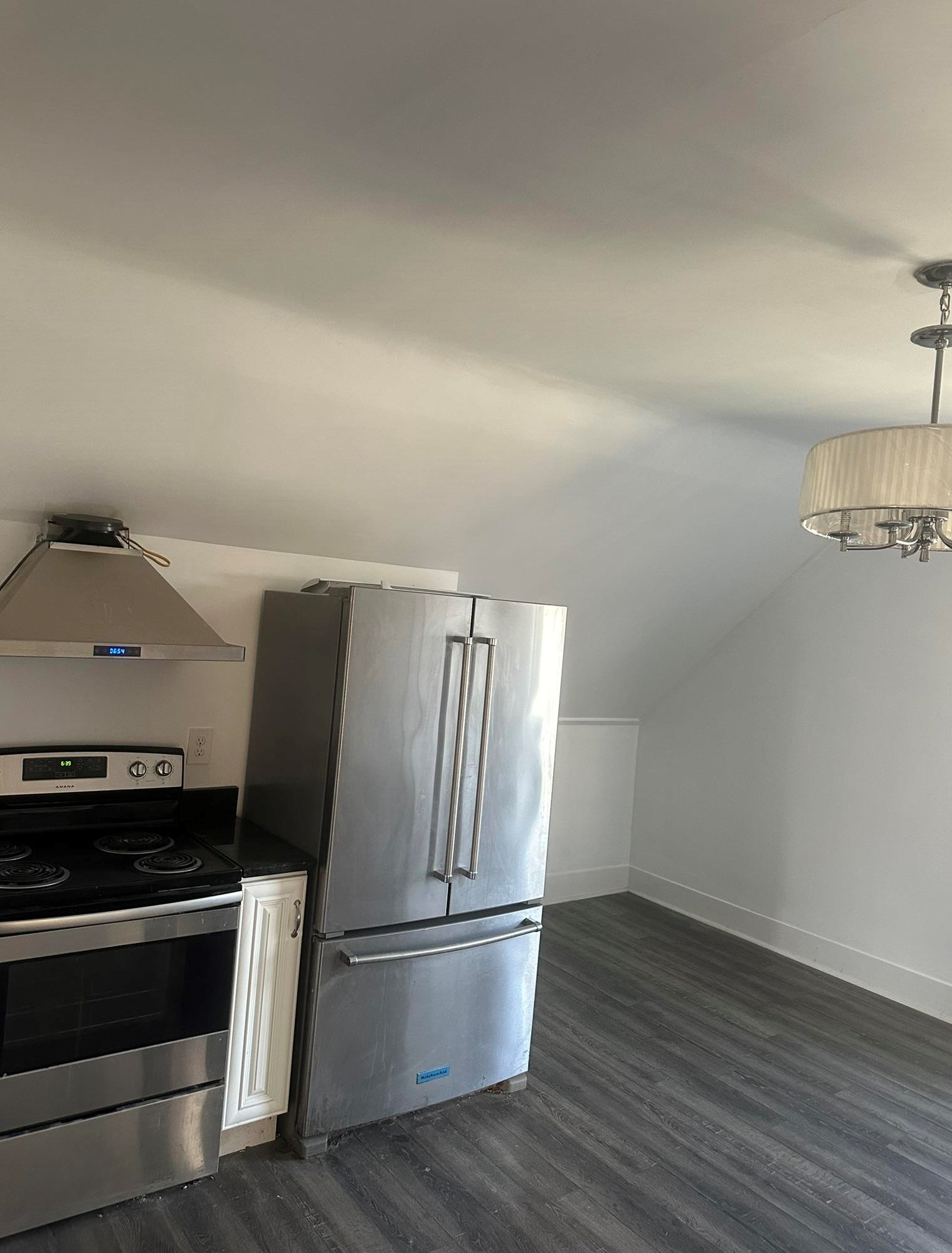 731 Beech St, Manchester, NH 03104