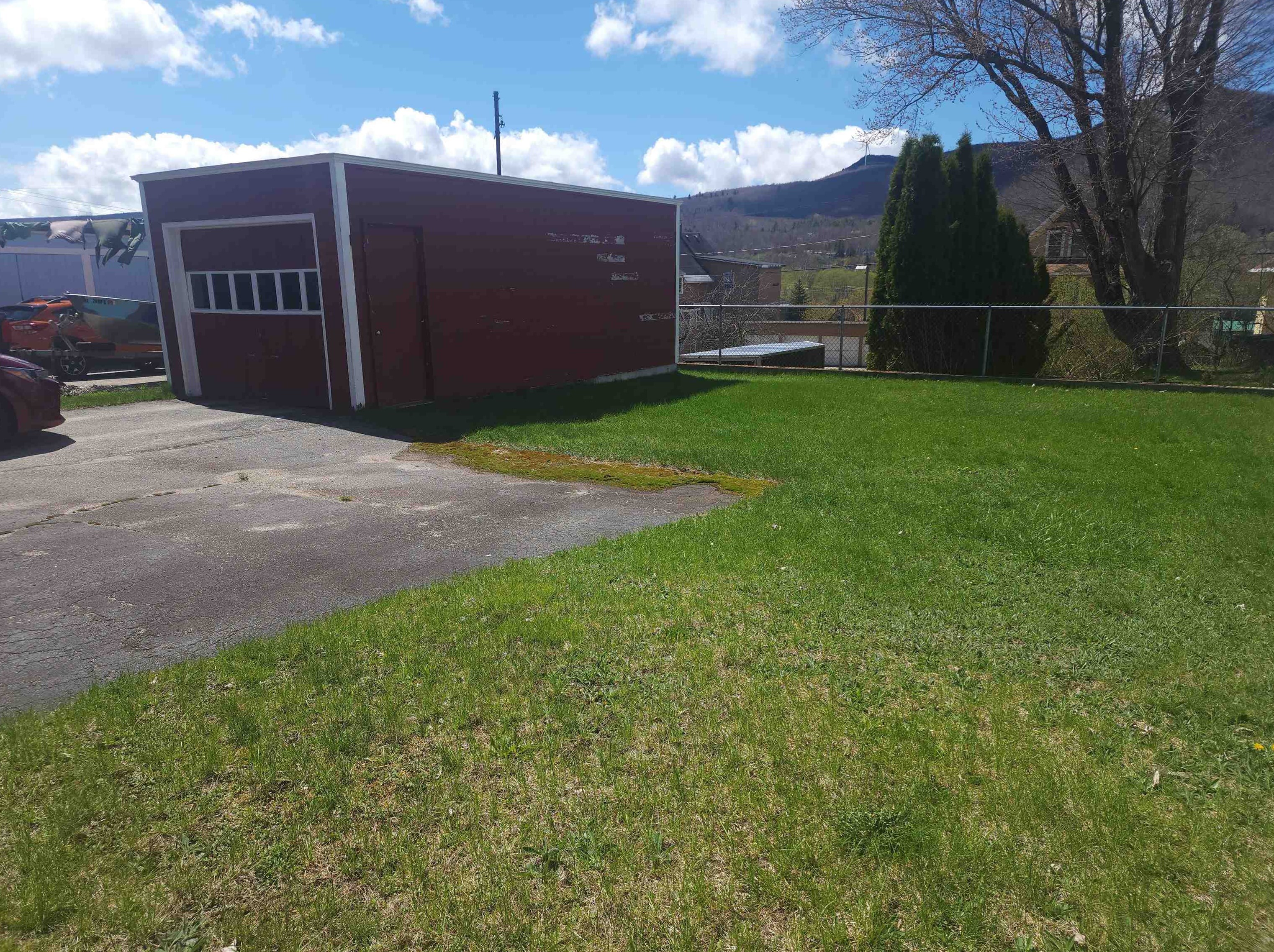 479 Burgess St, Berlin, NH 03570-2307