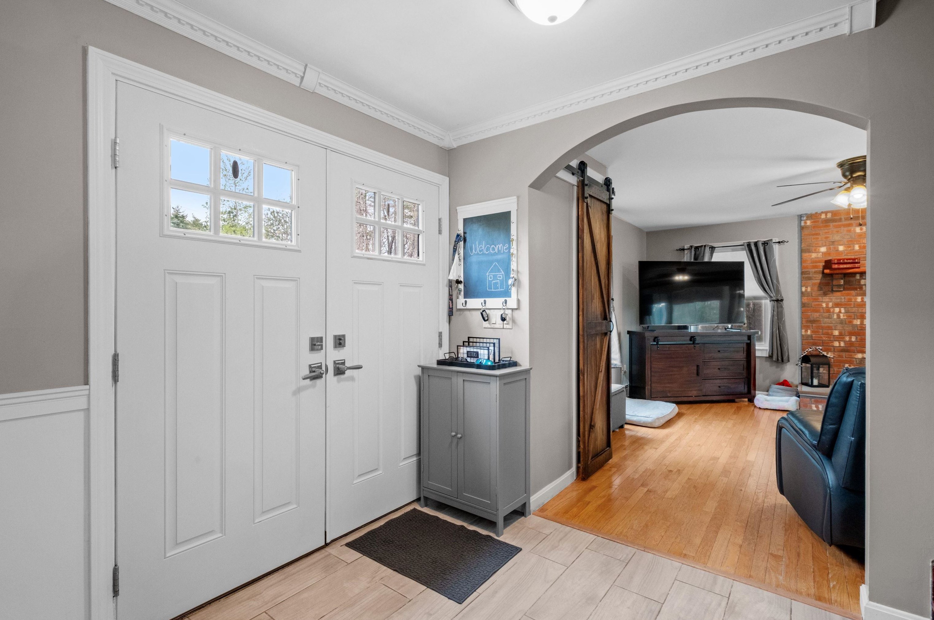 275 Lucas Rd, Manchester, NH 03109-5117