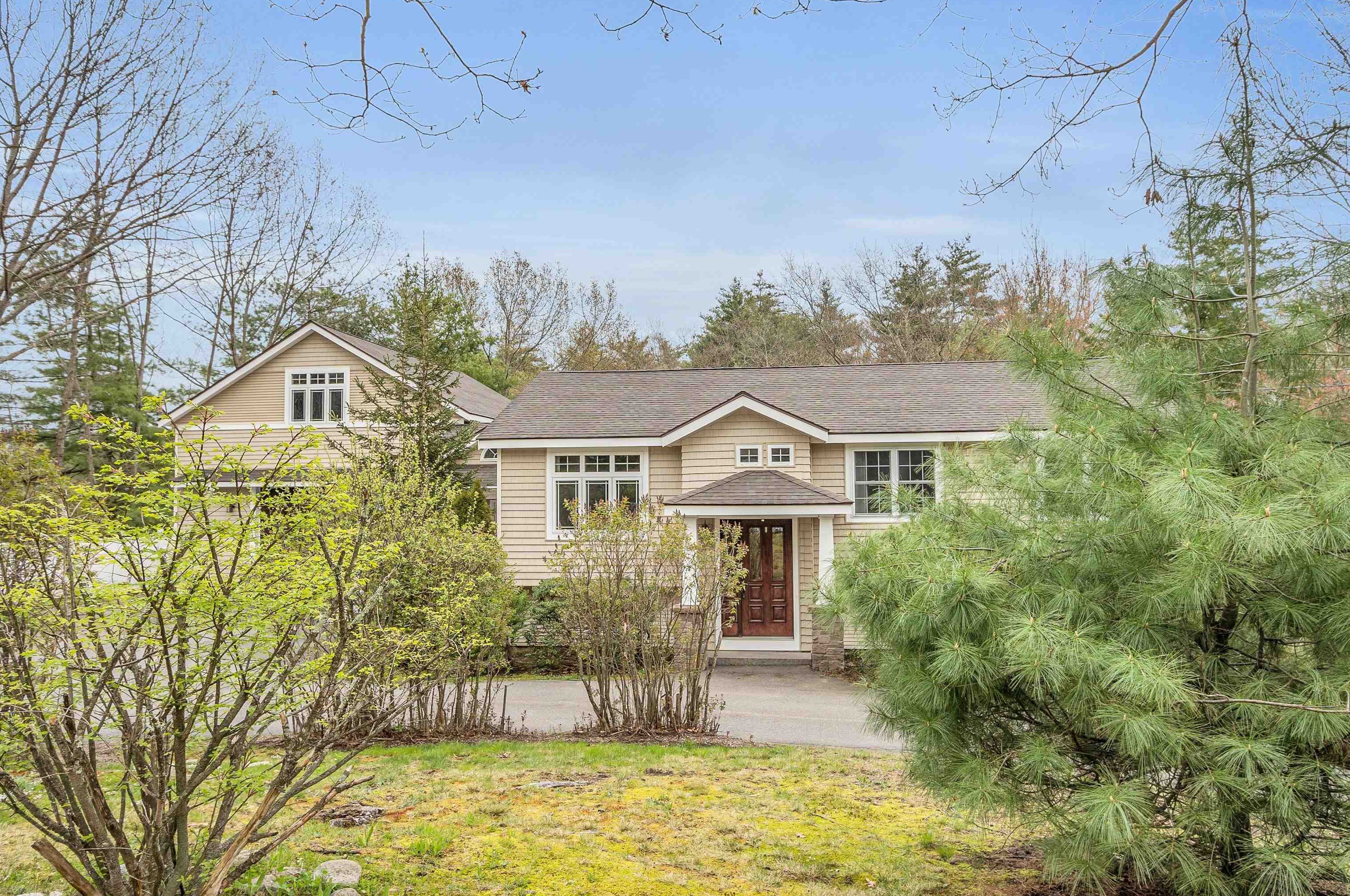 99 Back River Rd, Merrimack, NH 03054