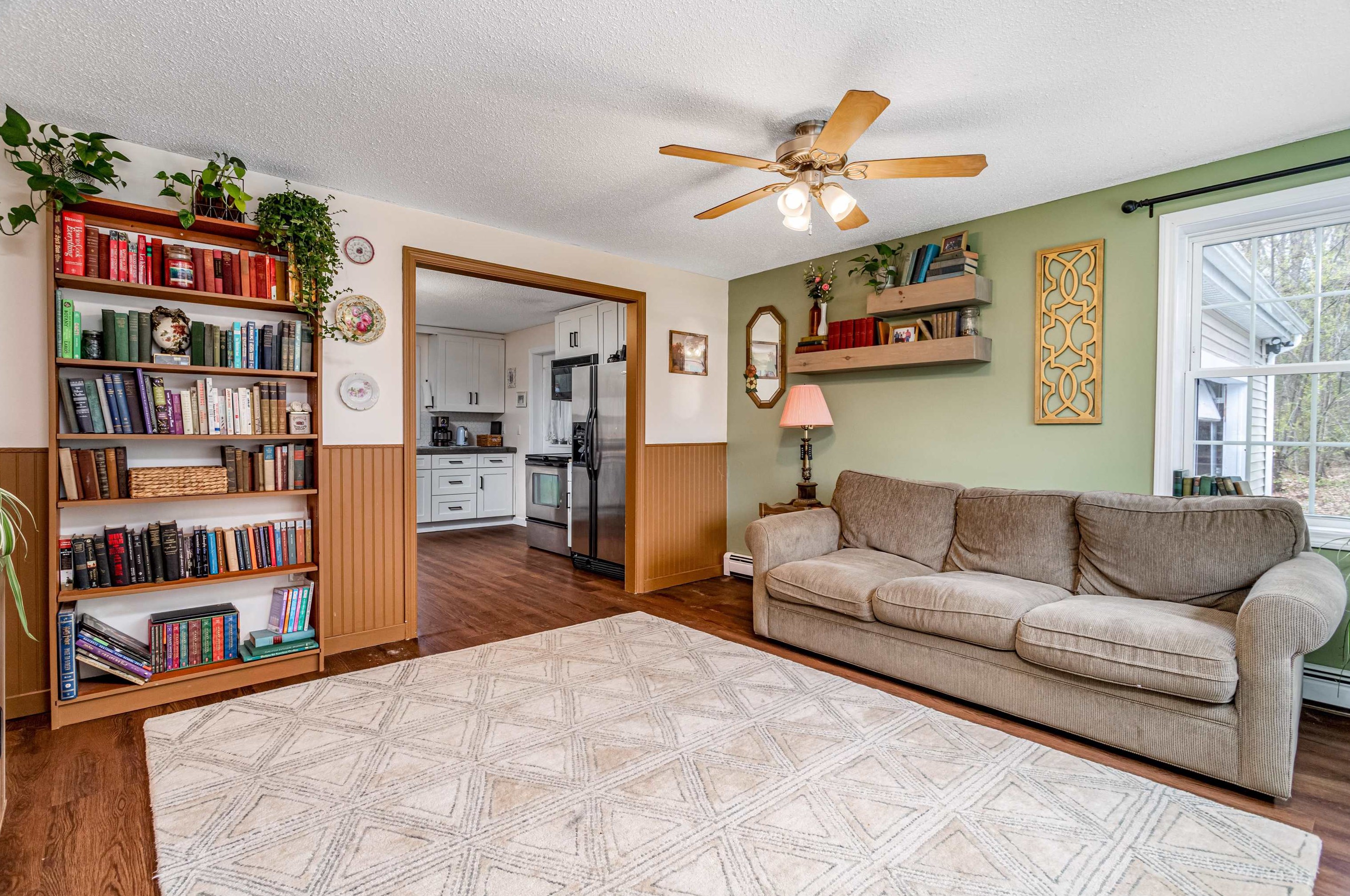 26 Hakala Dr, New Ipswich NH  03071-4013 exterior