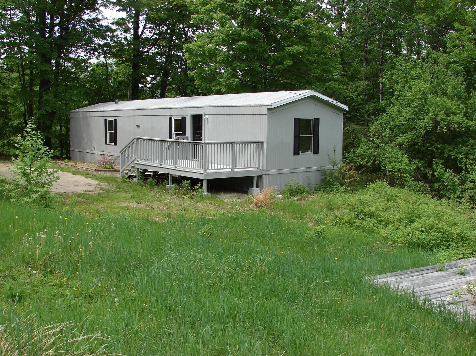 200 Ossipee Mtn Rd, Ctr Ossipee NH  03814-6704 exterior