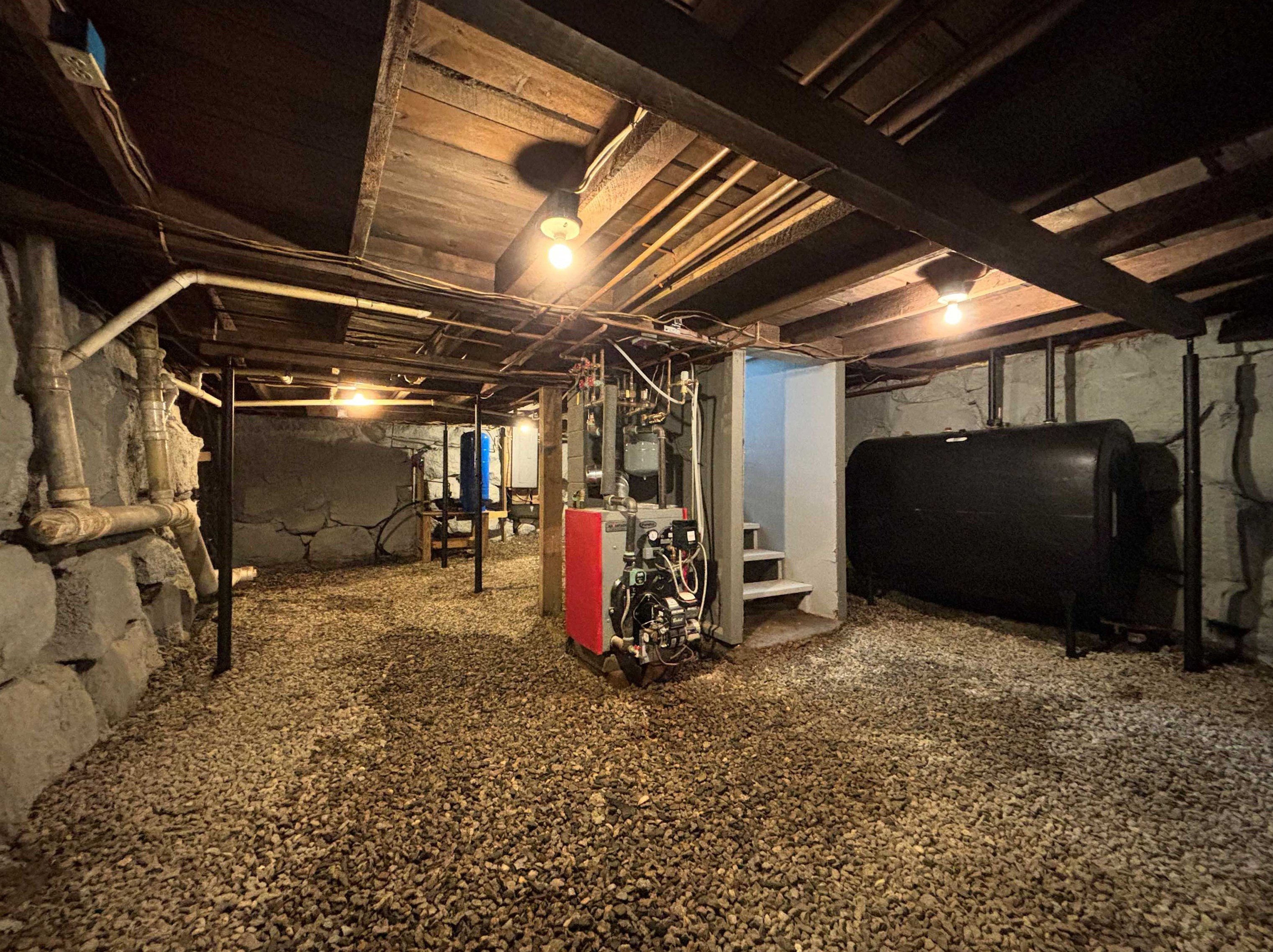 200 Ossipee Mtn Rd, Ctr Ossipee NH  03814-6704 exterior