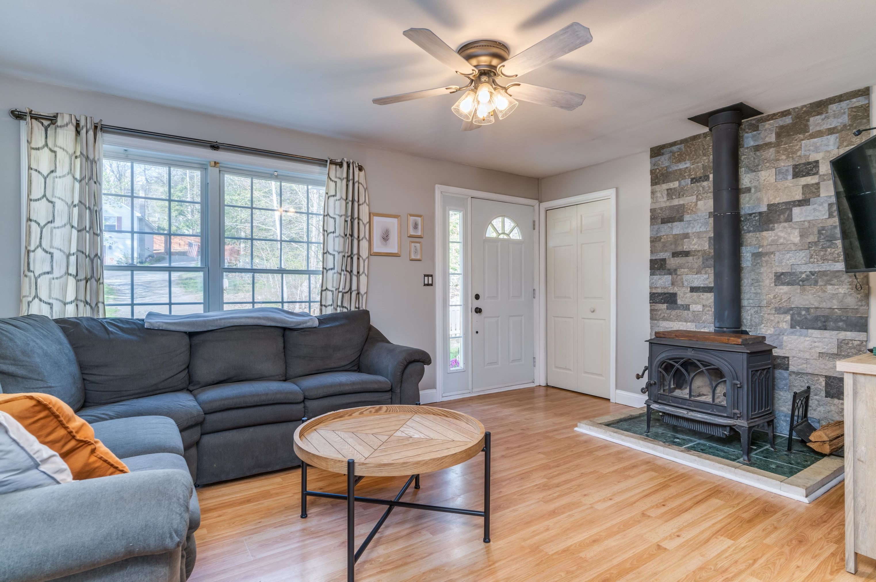 27 Marsha Dr, Alton, NH 03810