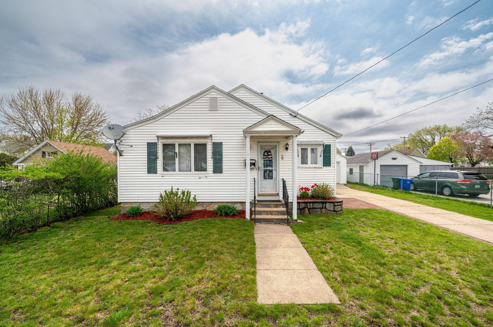 29 Hamblet St, Manchester, NH 03103