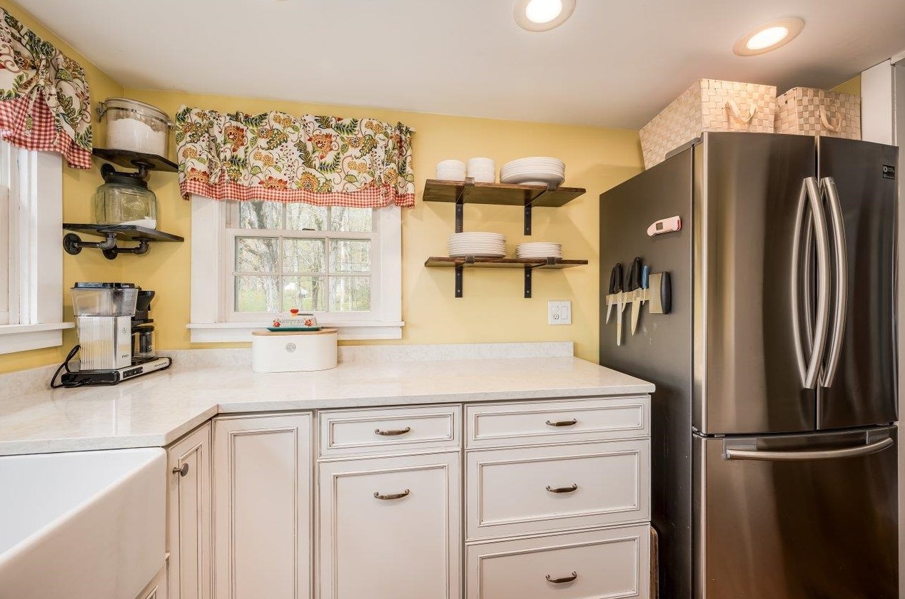 189 Nottingham Square Rd, Epping NH  03042-1814 exterior