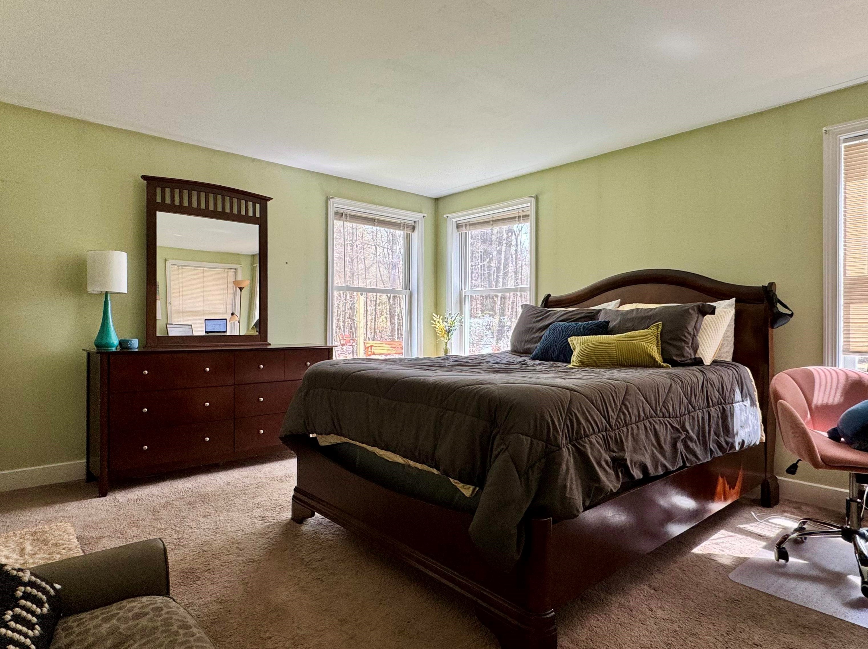 534 Franklin Pierce Hwy, Barrington NH  03825-7323 exterior