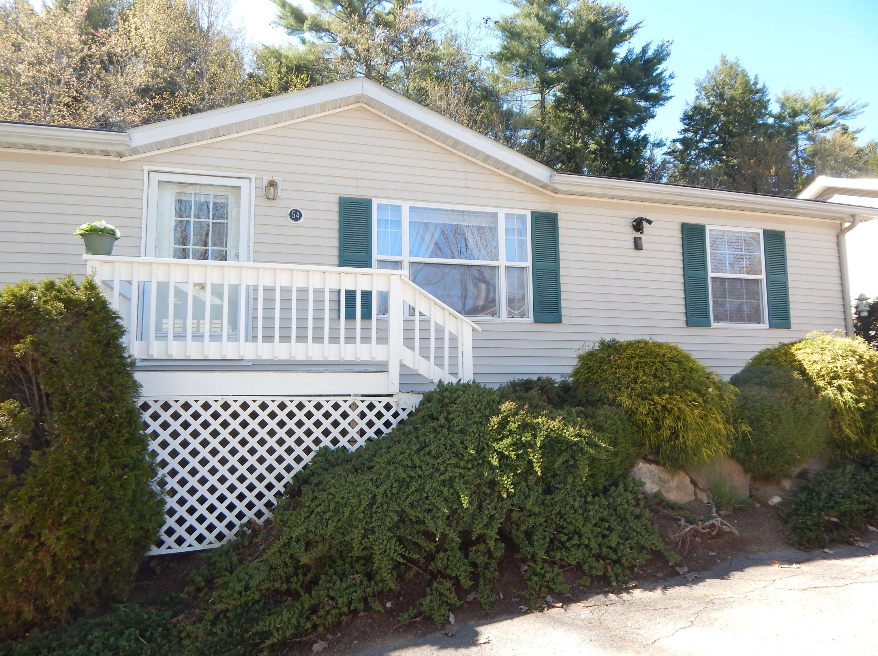 54 Magnolia Ln, Belmont, NH 03220 exterior