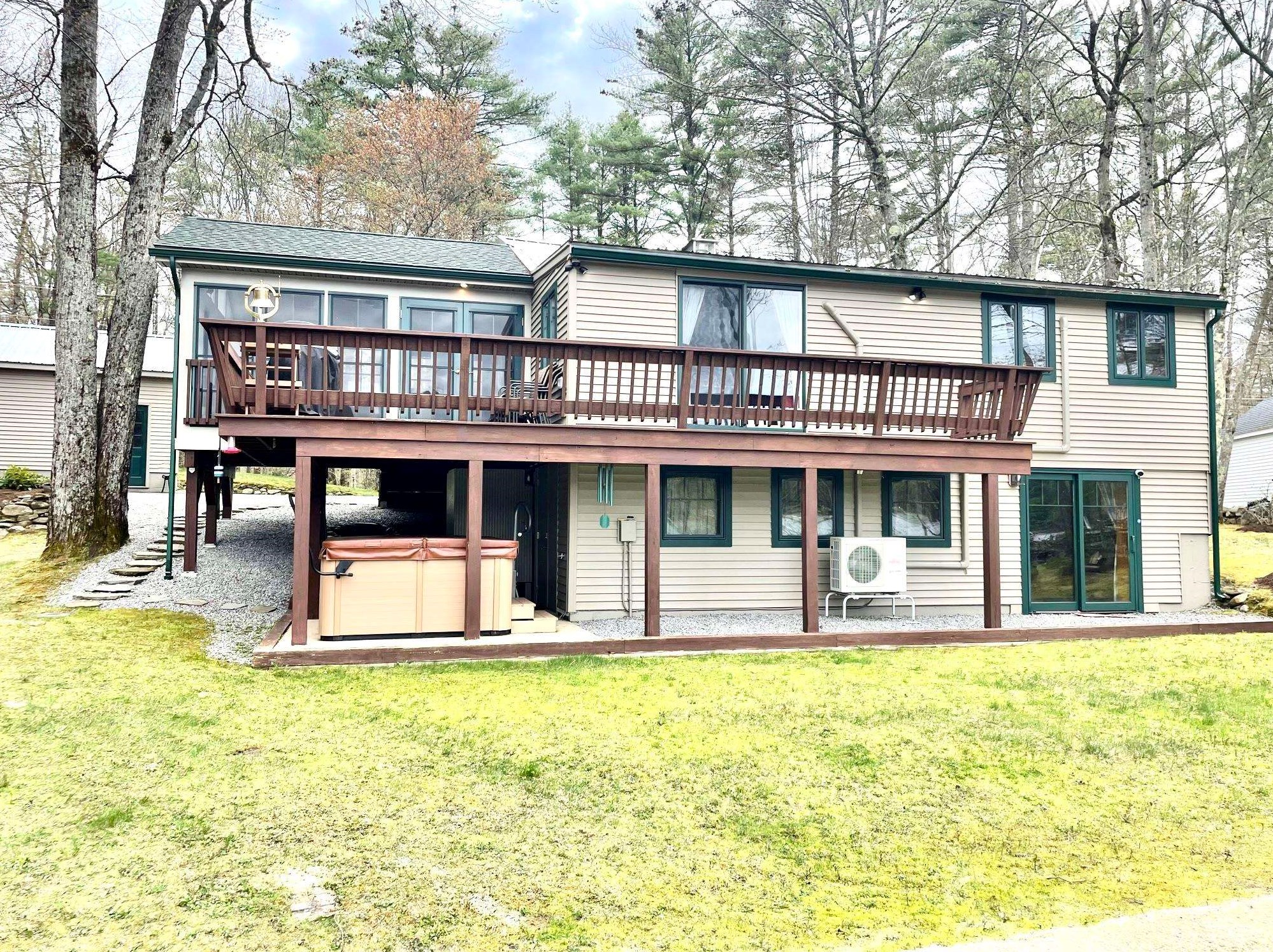 283 Rolfe Pond Dr, Hopkinton NH 03229-3375 exterior