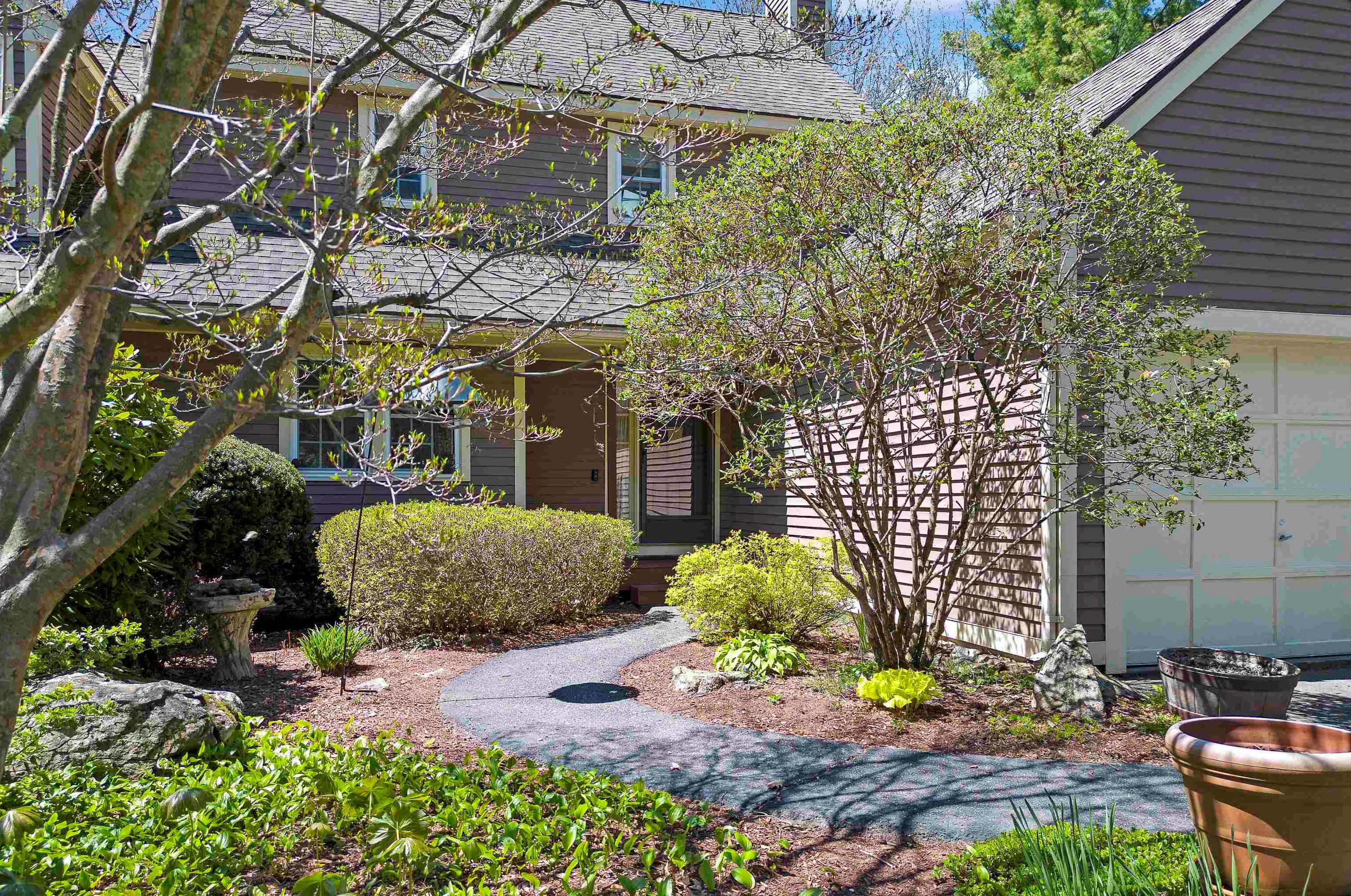 32 Villager Rd, Chester, NH 03036