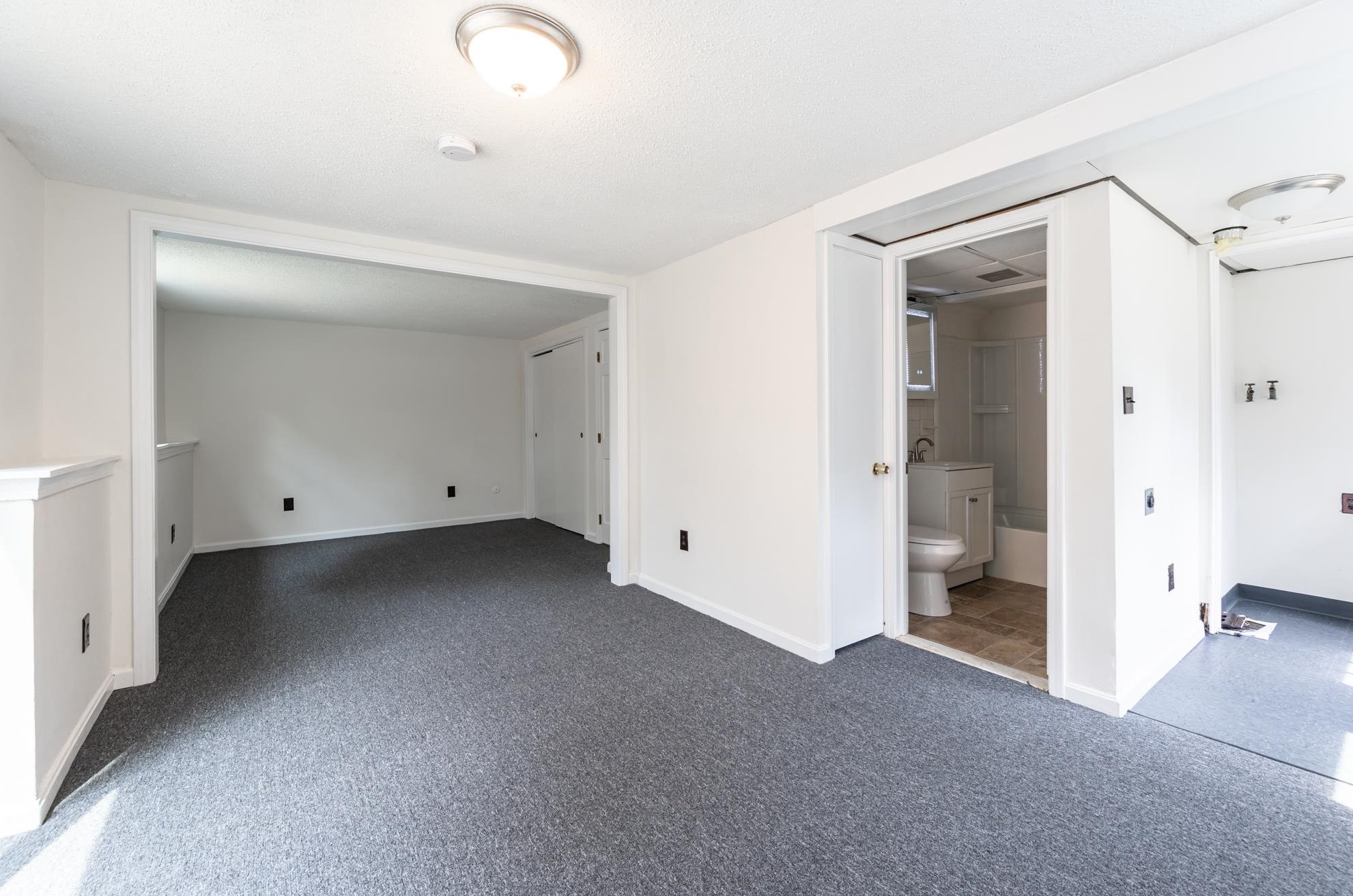 152 Porcupine Cir, Salem NH  03079-2868 exterior