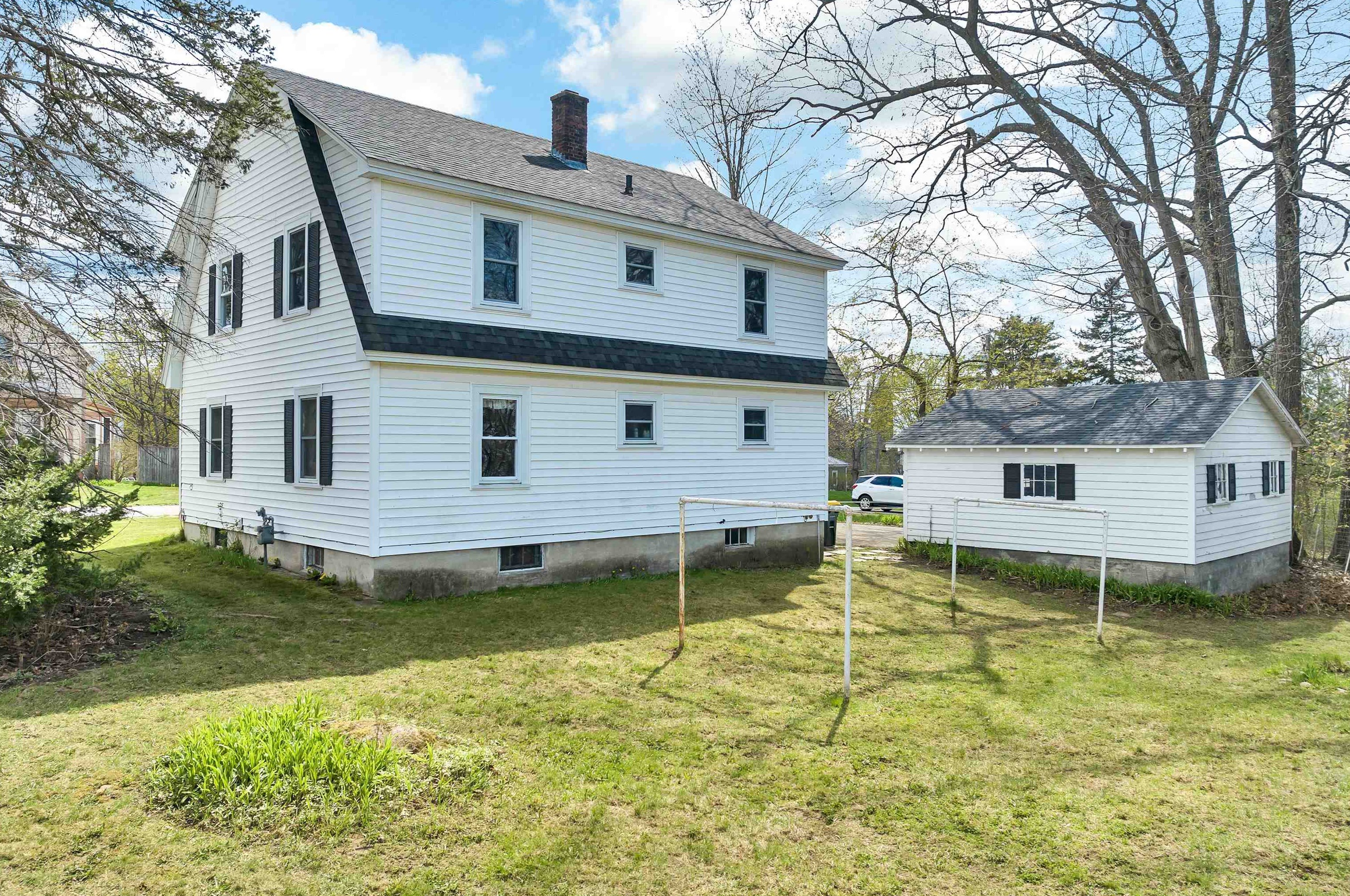 16 Shepard St, Laconia, NH 03246