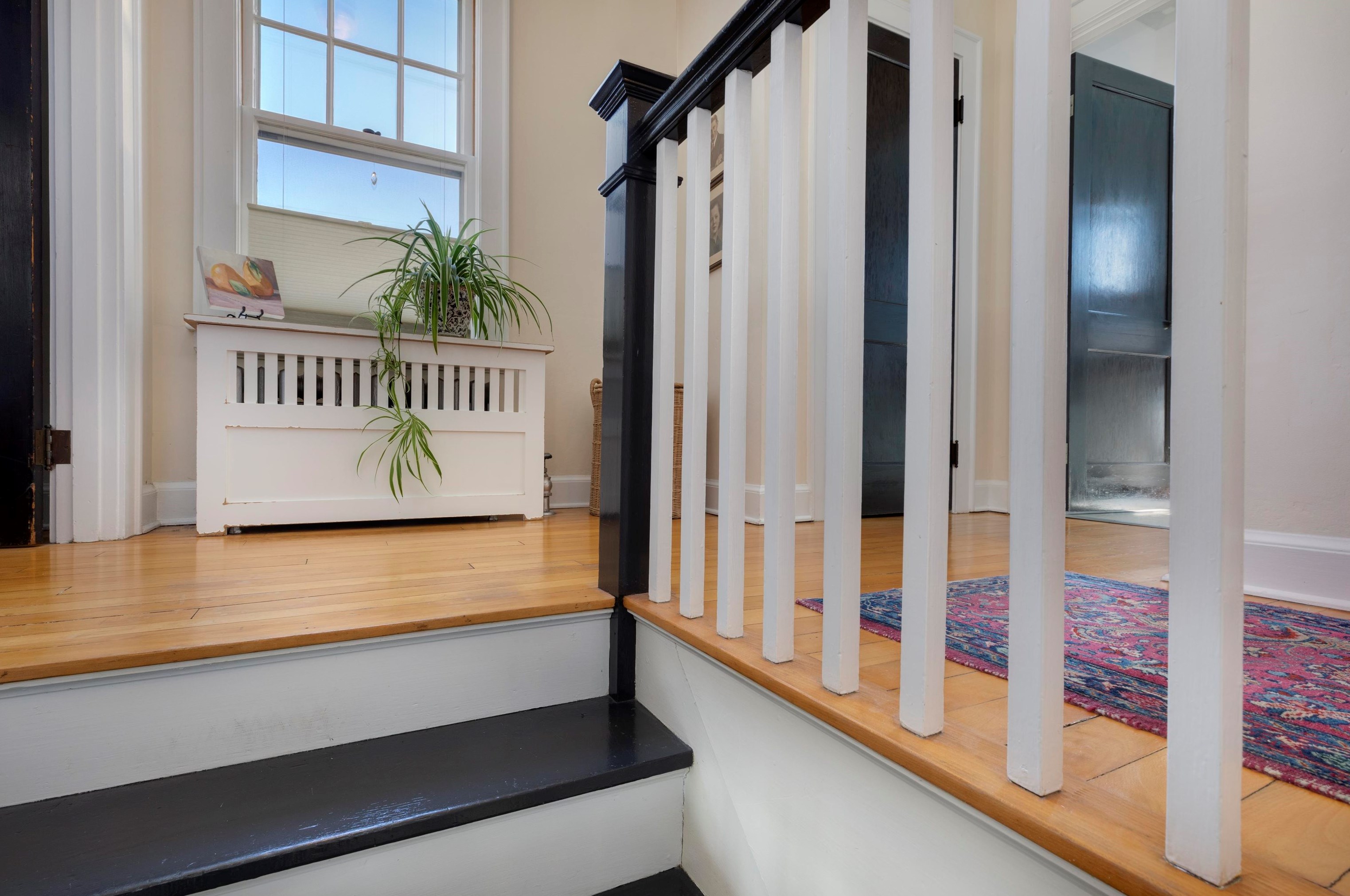 12 Elm St, Lebanon NH 03766-1802 exterior