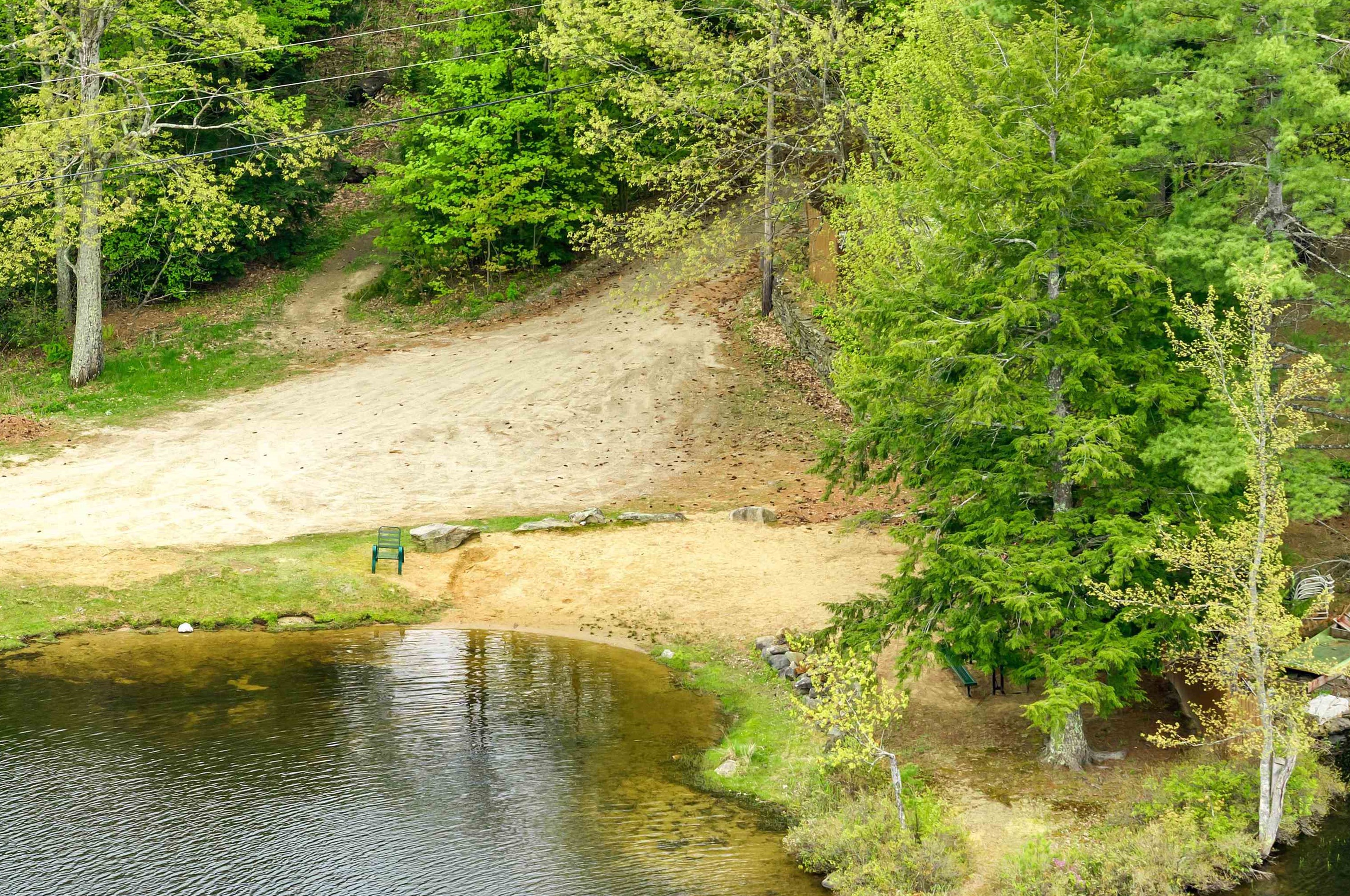 21 Canterbury Shore Dr, Canterbury NH  03224-2707 exterior