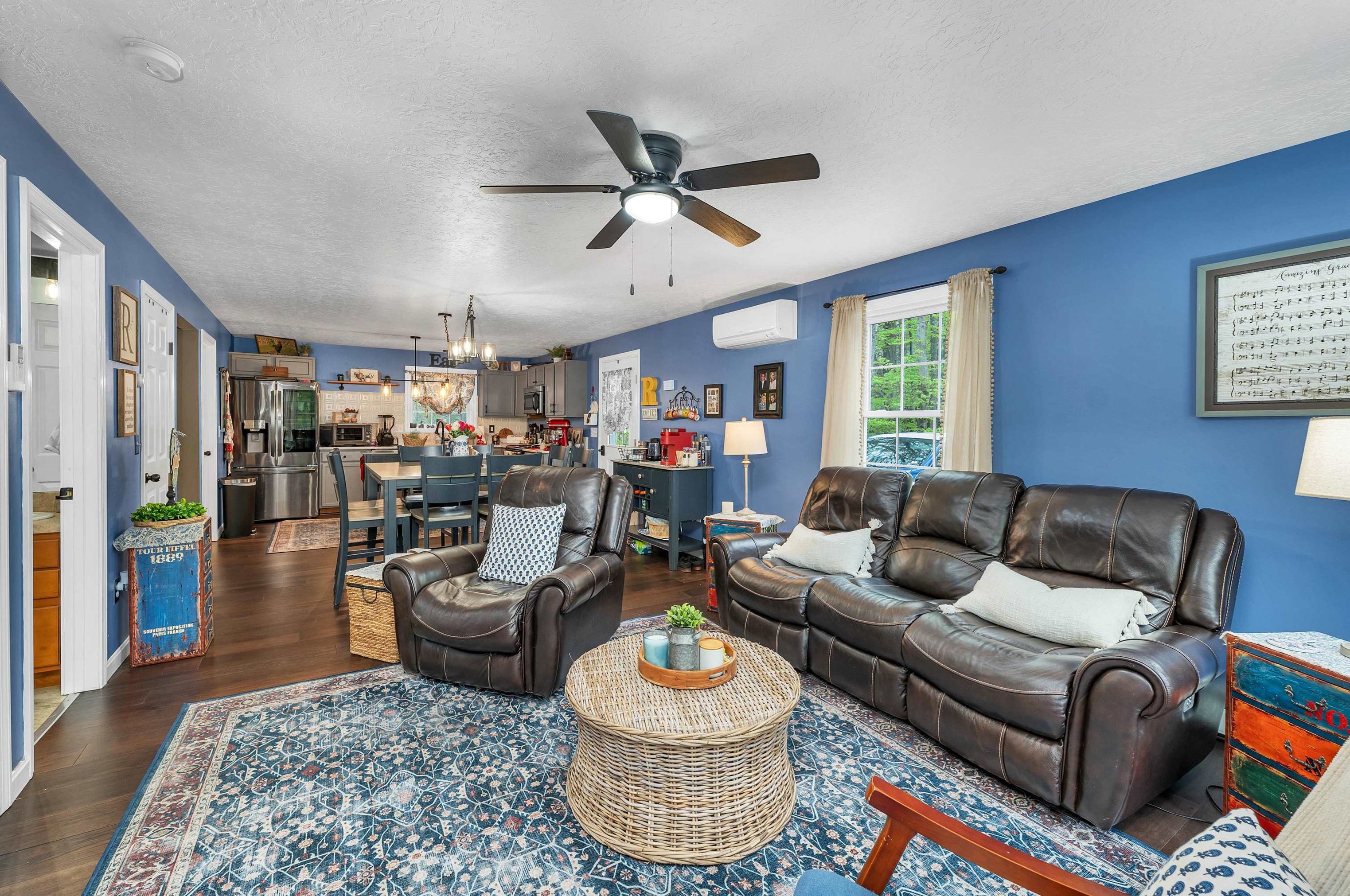 21 Canterbury Shore Dr, Canterbury NH  03224-2707 exterior