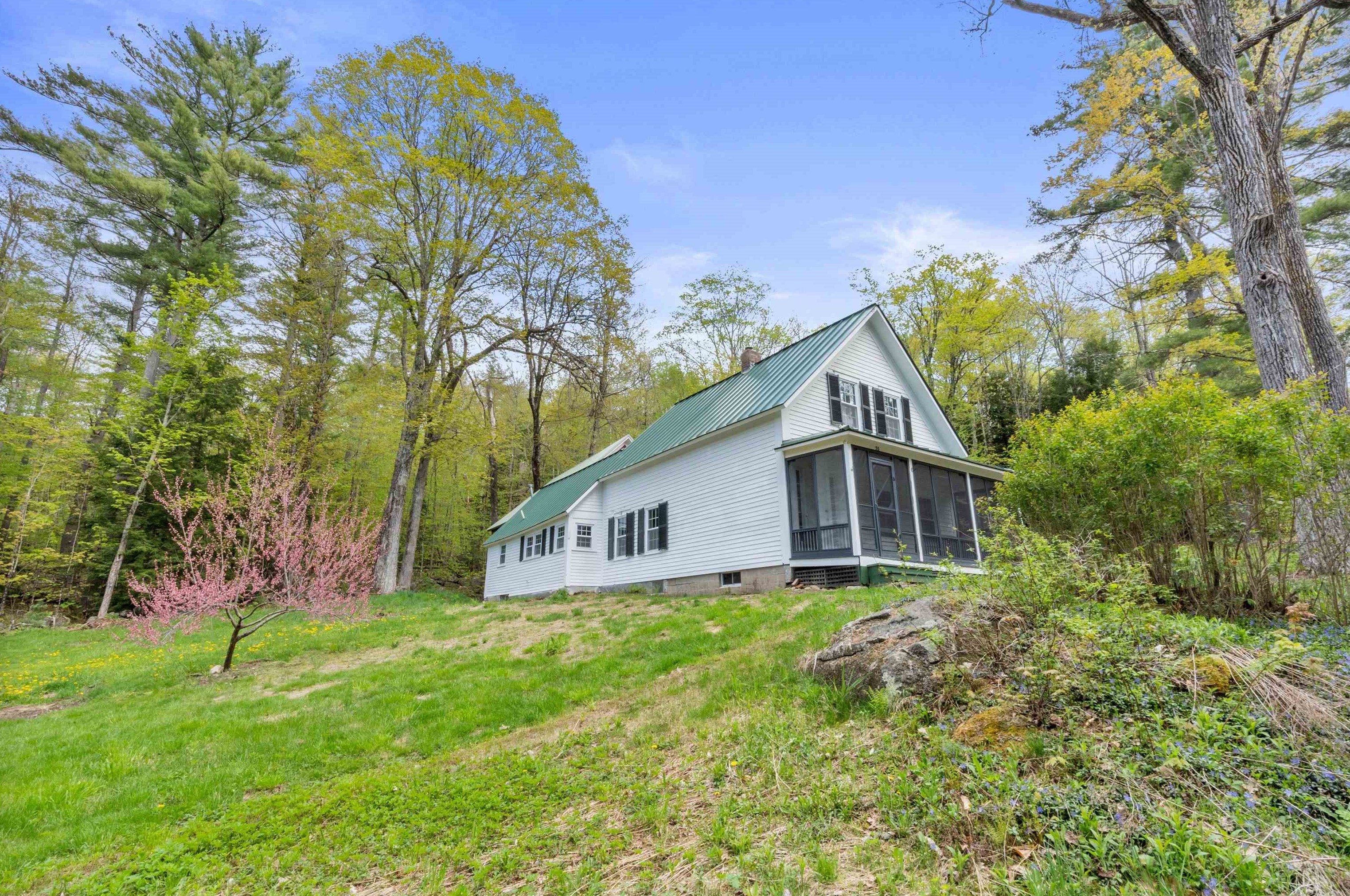 55 Bible Hill Rd, Warner, NH 03278