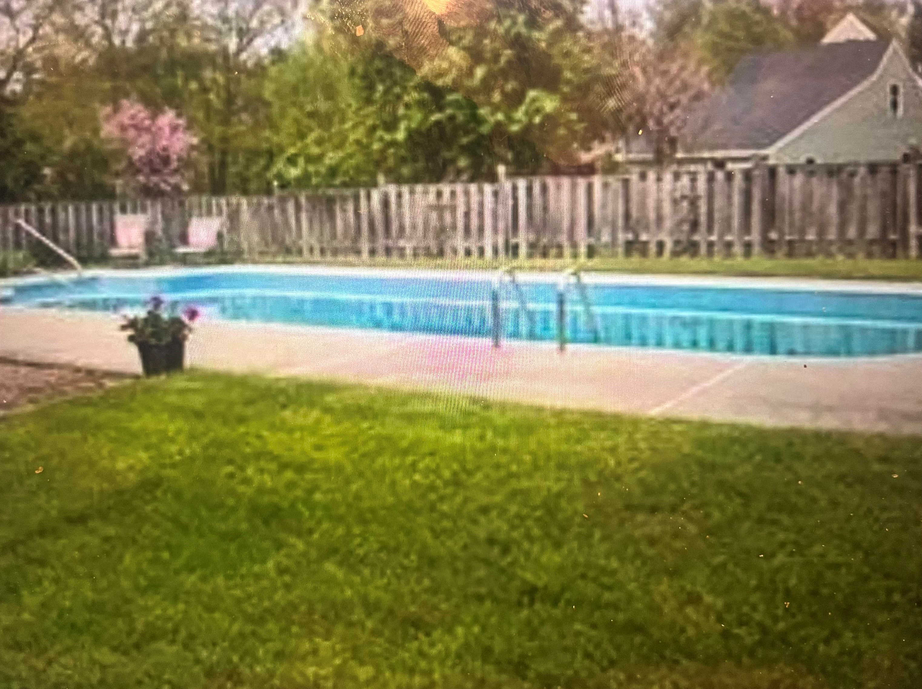 3 Bald Hl Rd, Newmarket NH  03857-2135 exterior