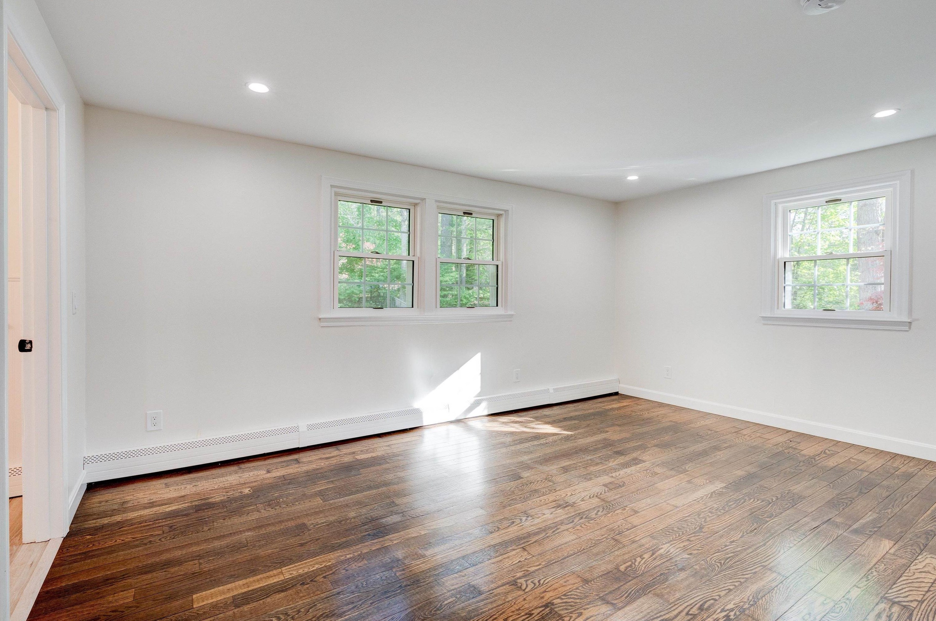 32 Valleyview Dr, Merrimack NH  03054-3103 exterior