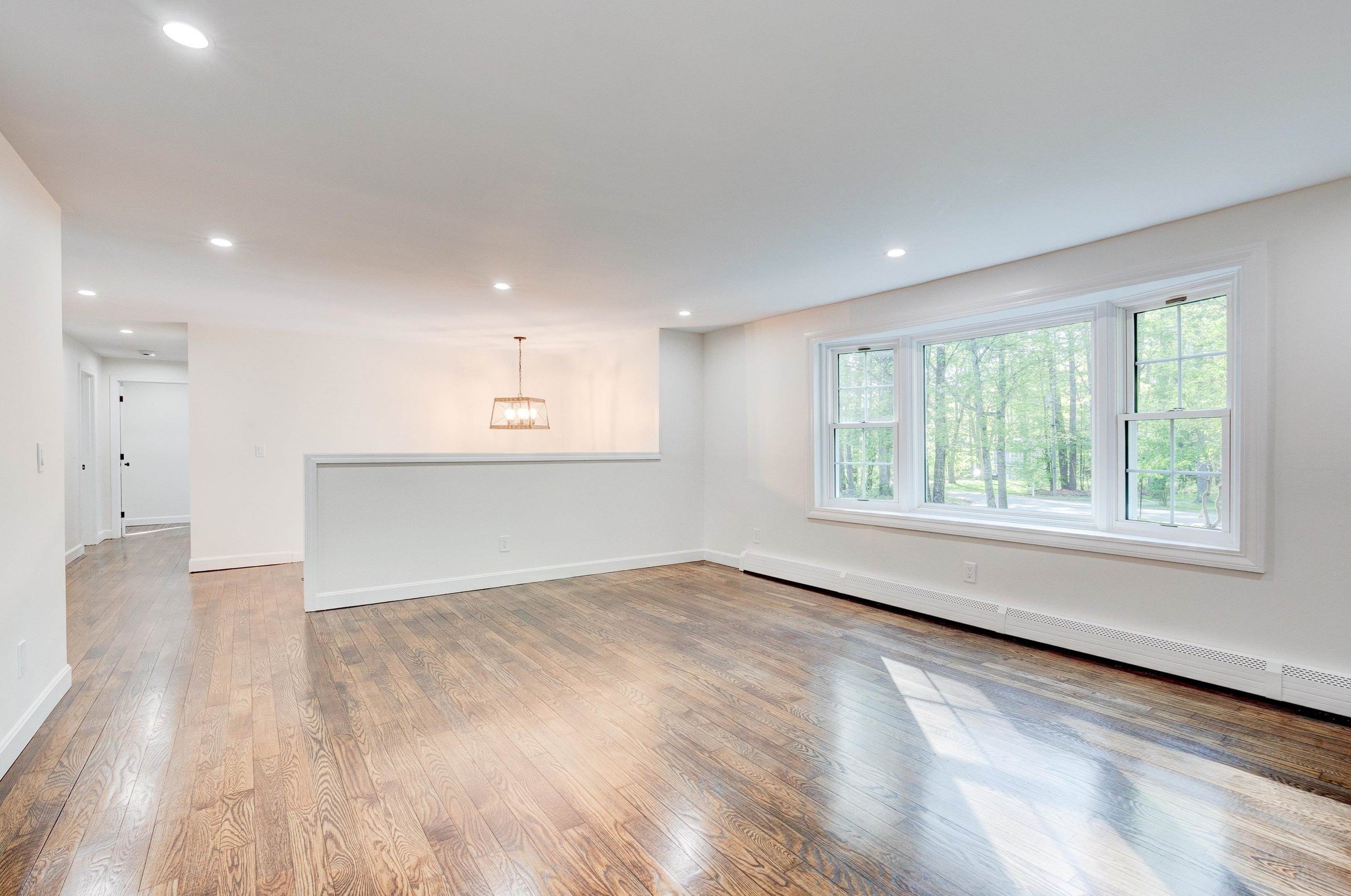 32 Valleyview Dr, Merrimack NH  03054-3103 exterior