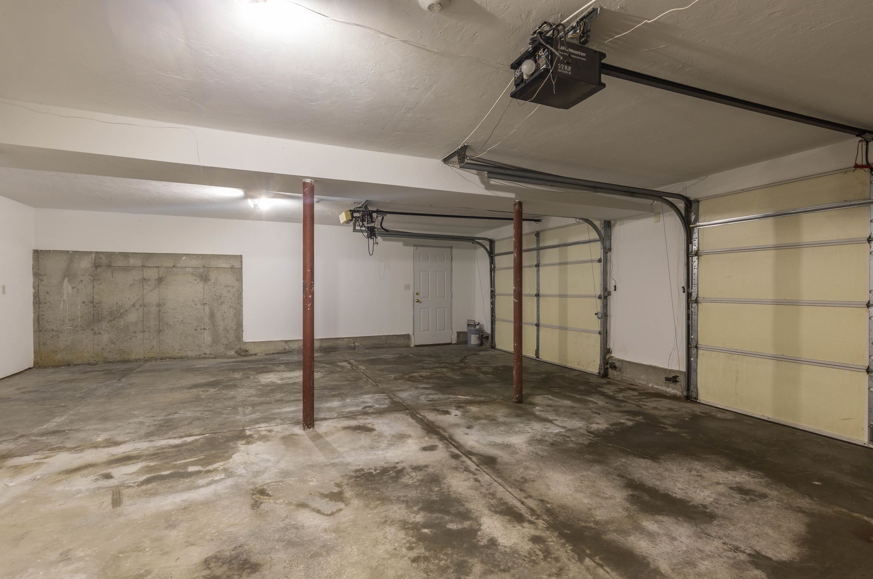 34 Nora Ct, New Ipswich NH 03071-3504 exterior