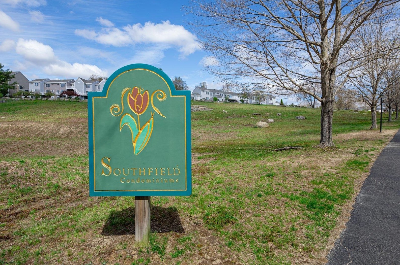 102 Southfield Ln, Peterborough, NH 03458-2149