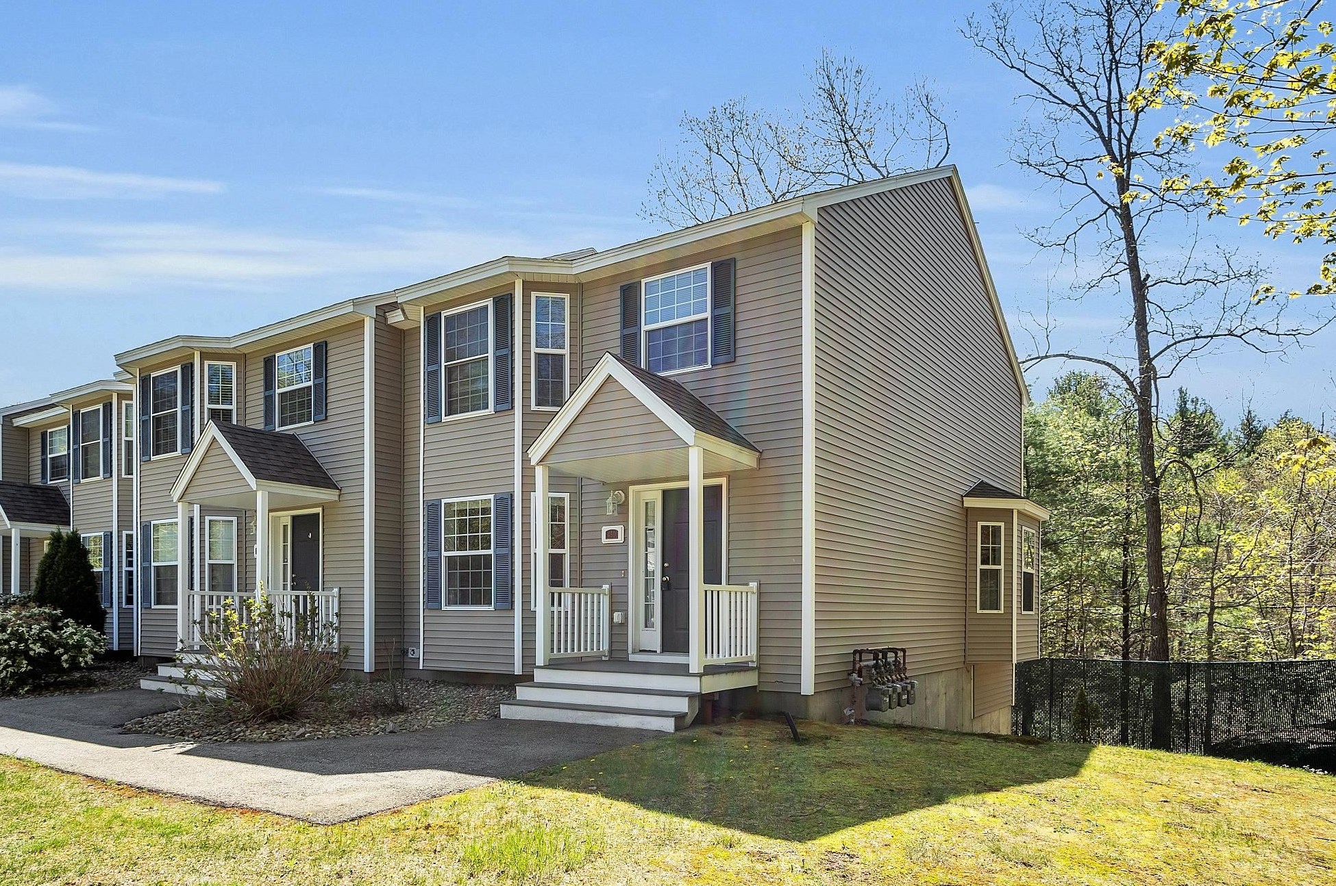 45 Windham Rd #d, Hudson, NH 03051
