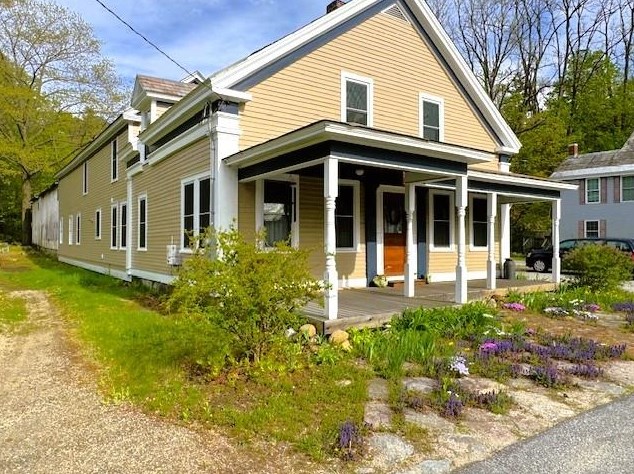 15 Northfield Rd, Hinsdale, NH 03451