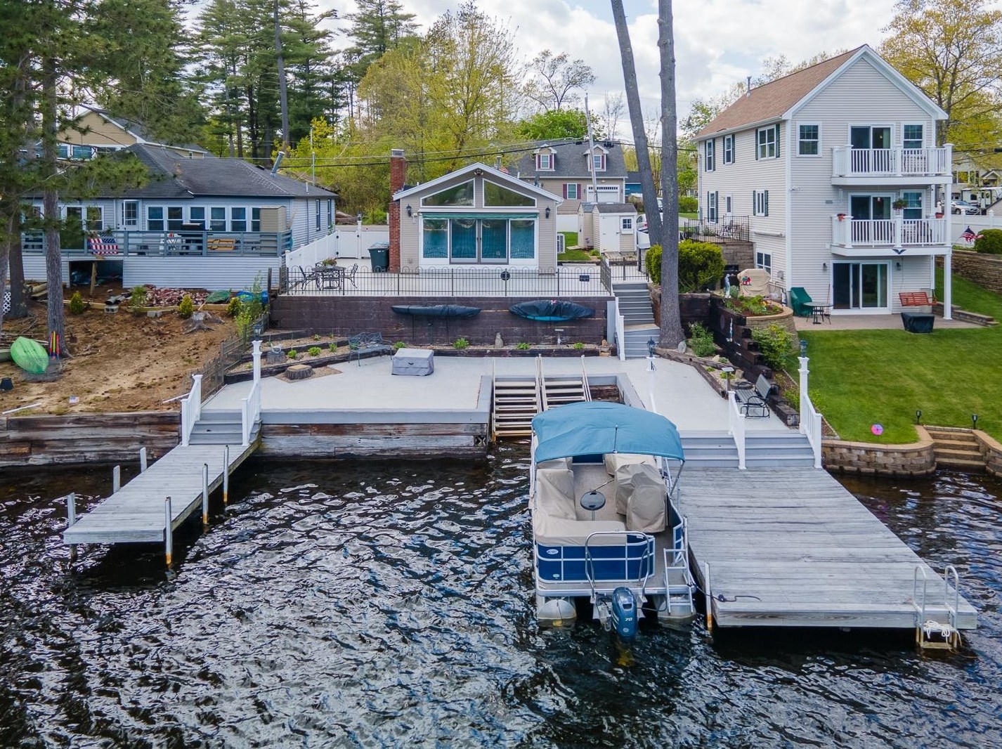 49 Shore Dr, Salem, NH 03079