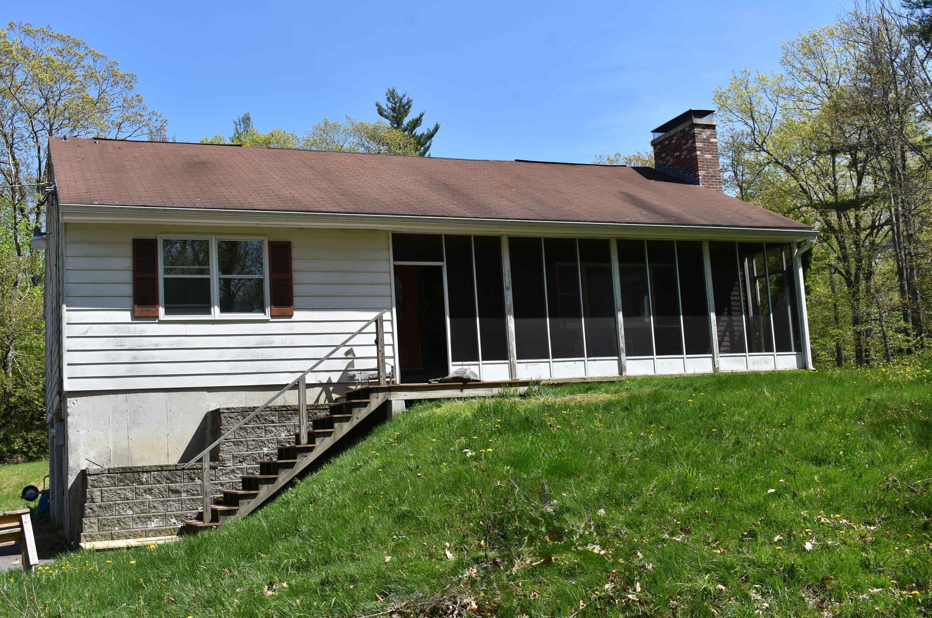 44 Old Cathedral Rd, Rindge, NH 03461 exterior