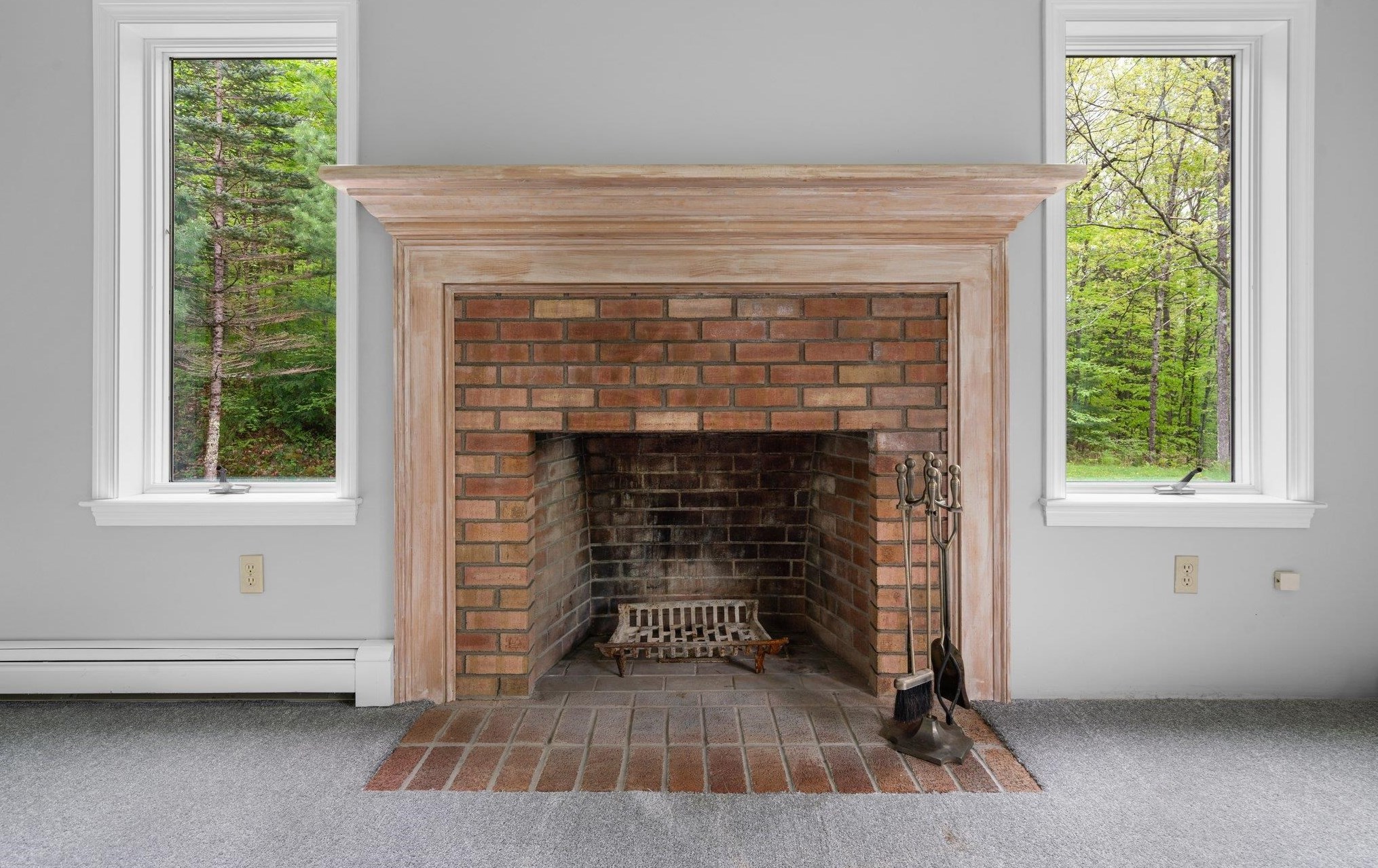 79 S Woods Rd, Gilsum, NH 03448