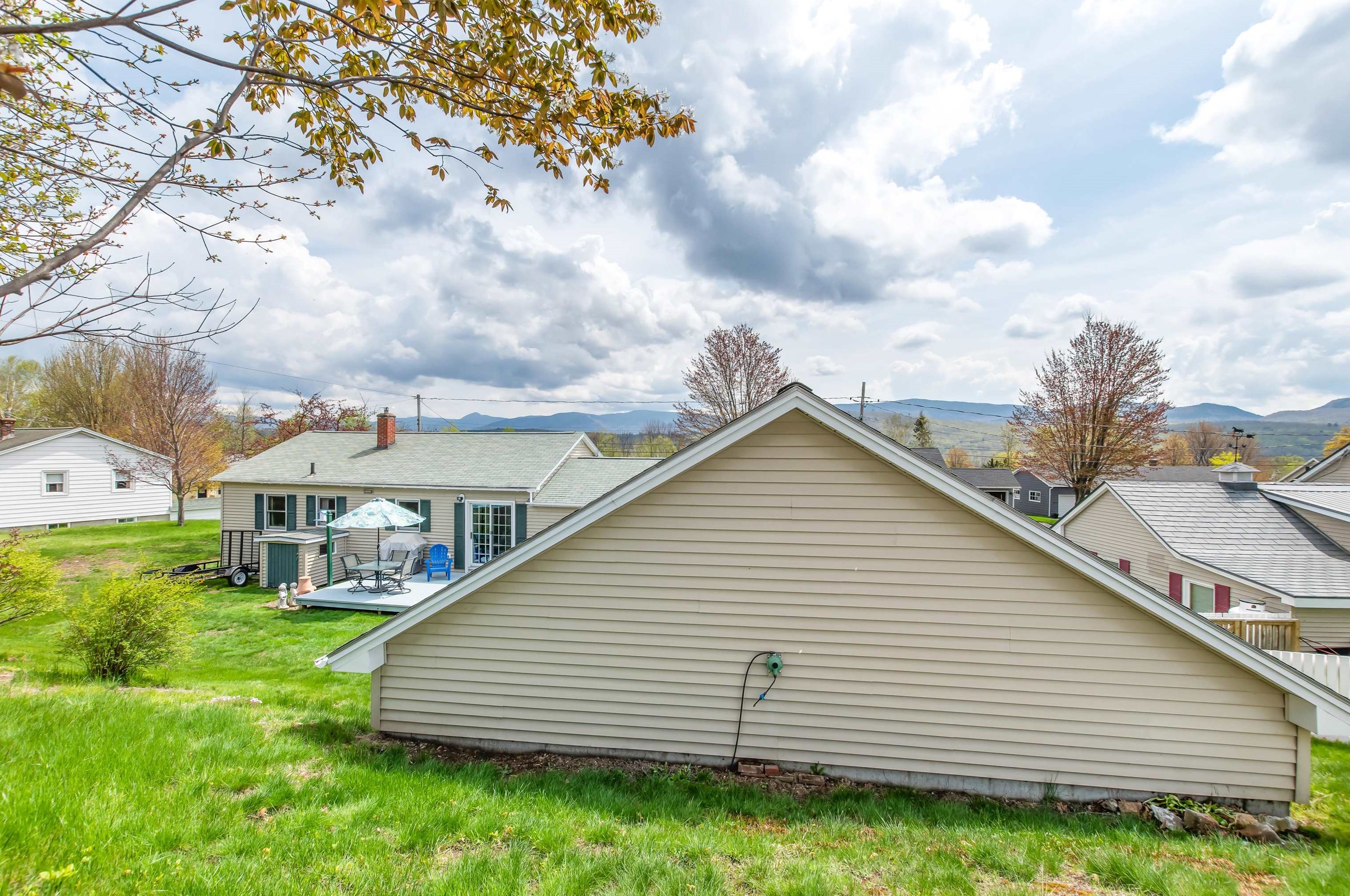 29 Jordan Ave, Berlin NH  03570-2604 exterior