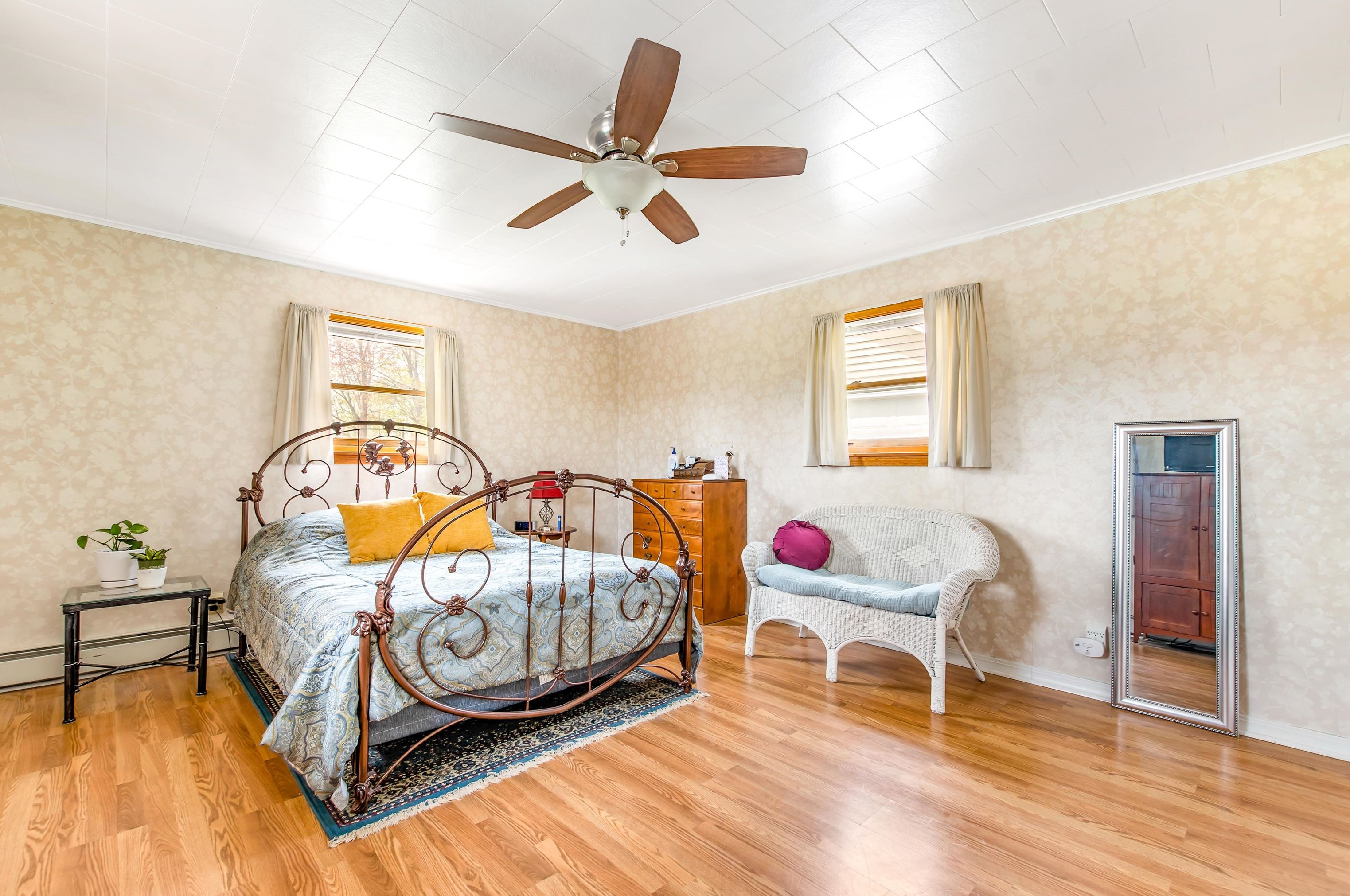 29 Jordan Ave, Berlin NH  03570-2604 exterior