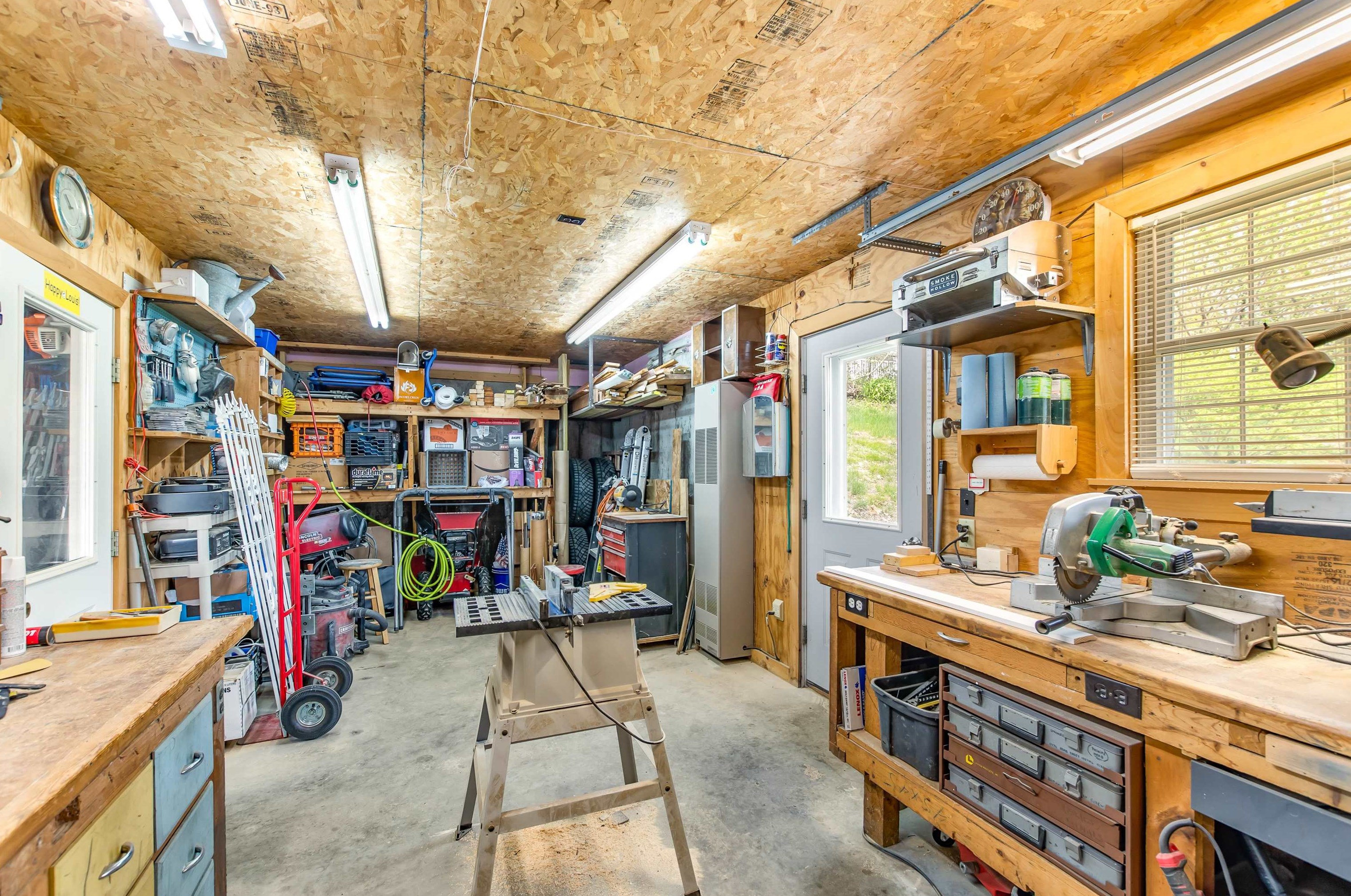 29 Jordan Ave, Berlin NH  03570-2604 exterior