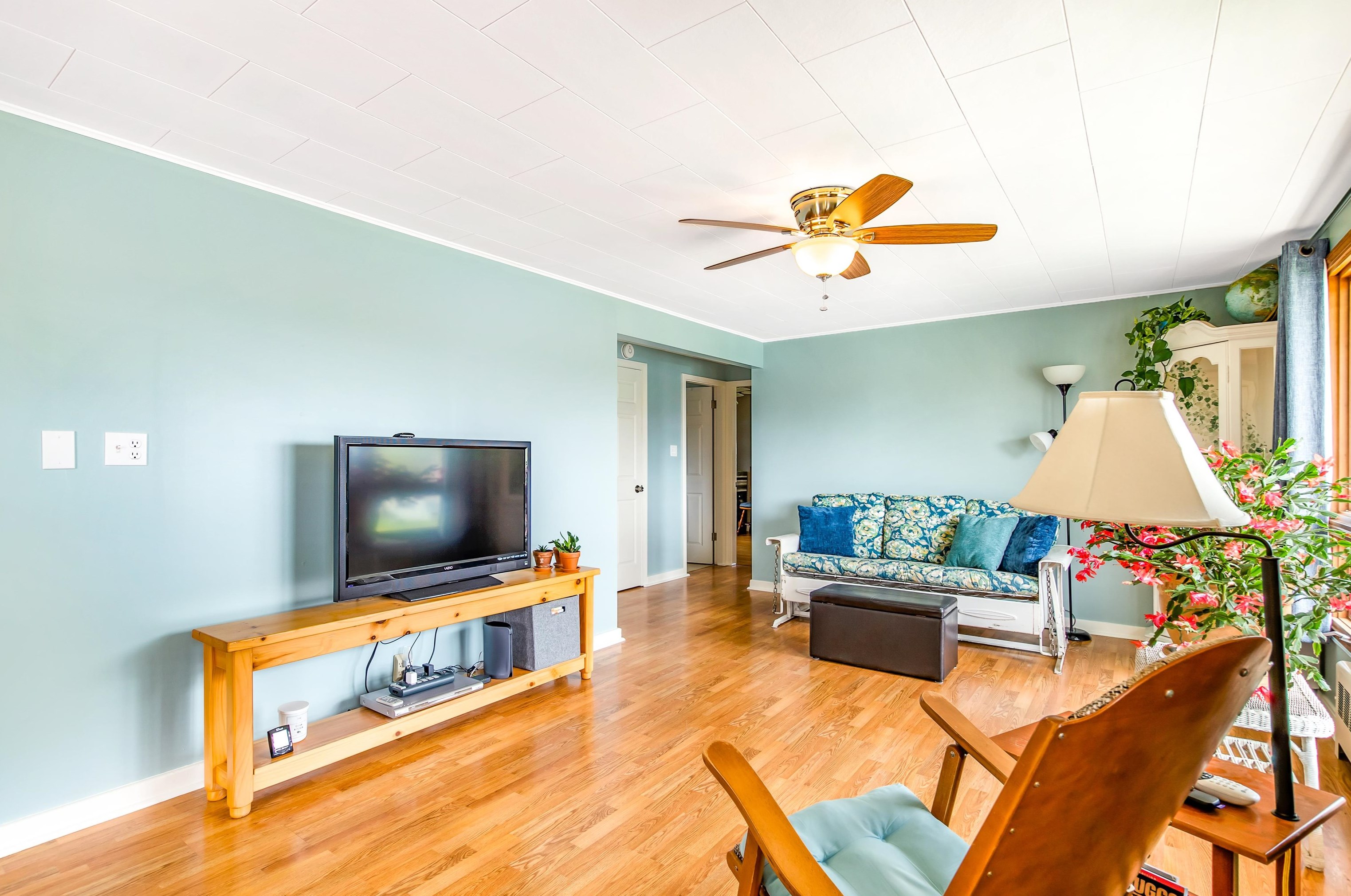 29 Jordan Ave, Berlin NH  03570-2604 exterior