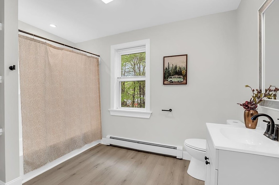 14 Autumn Way, Seabrook NH 03874-4249 exterior