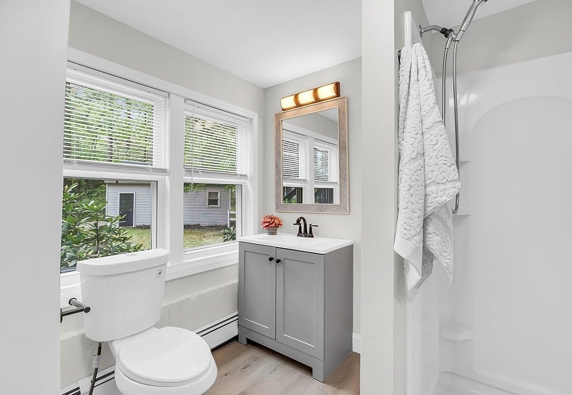 14 Autumn Way, Seabrook NH 03874-4249 exterior