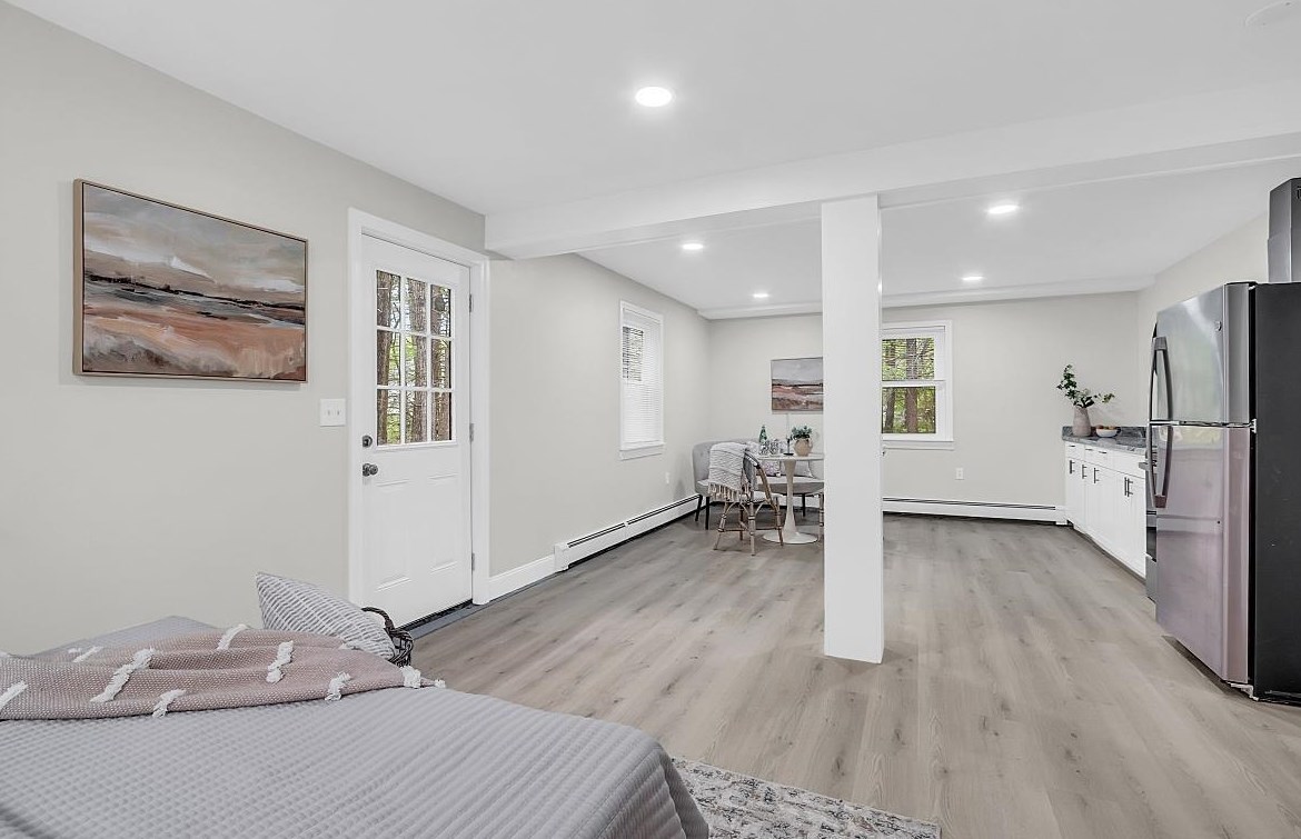 14 Autumn Way, Seabrook NH 03874-4249 exterior