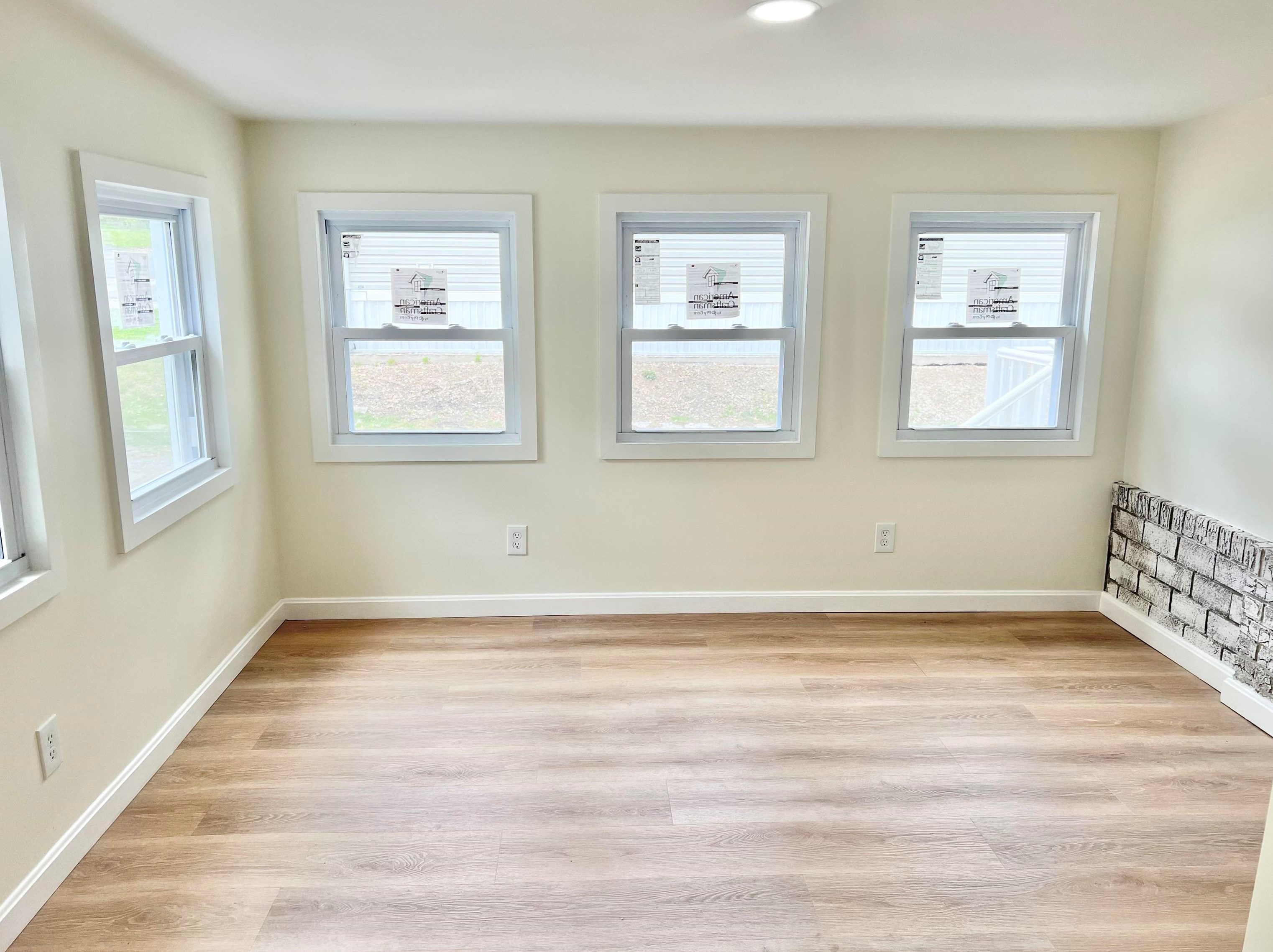 5 Pearl Ct, Merrimack NH 03054-4802 exterior