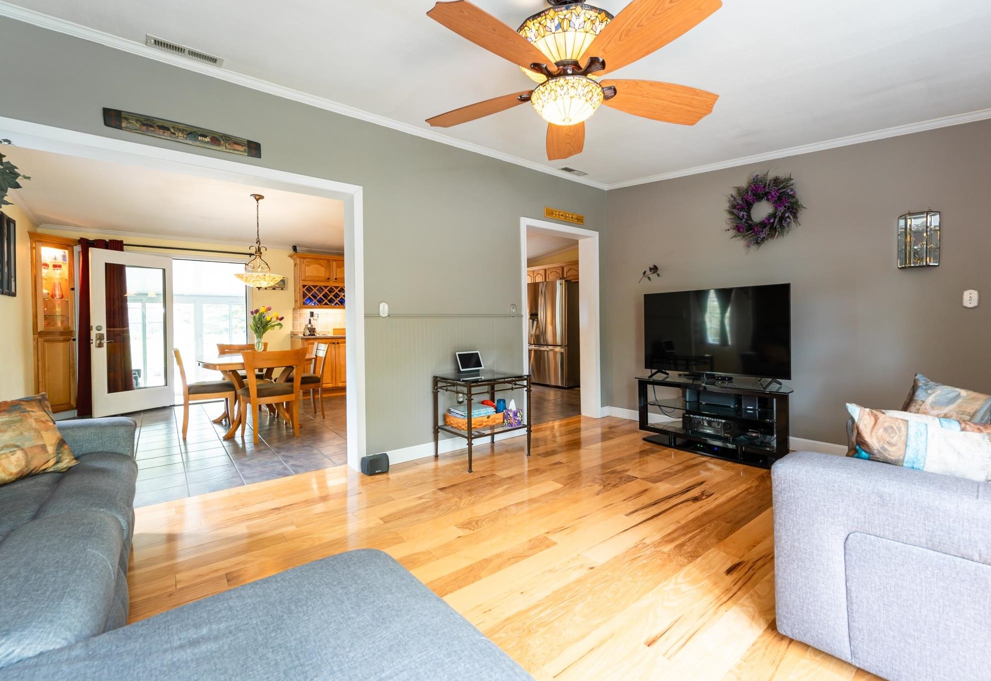 48 Dorothy Dr, Epping NH 03042-2316 exterior