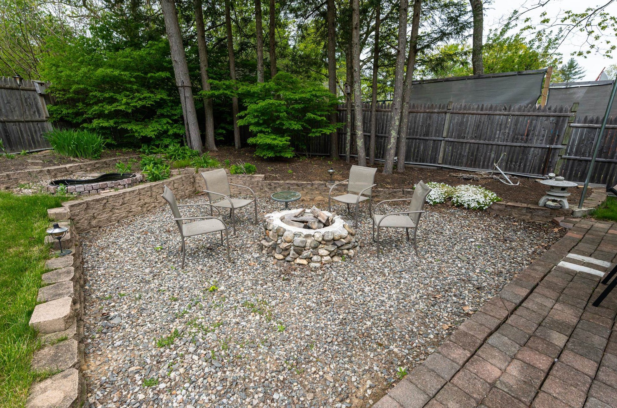 48 Dorothy Dr, Epping NH 03042-2316 exterior