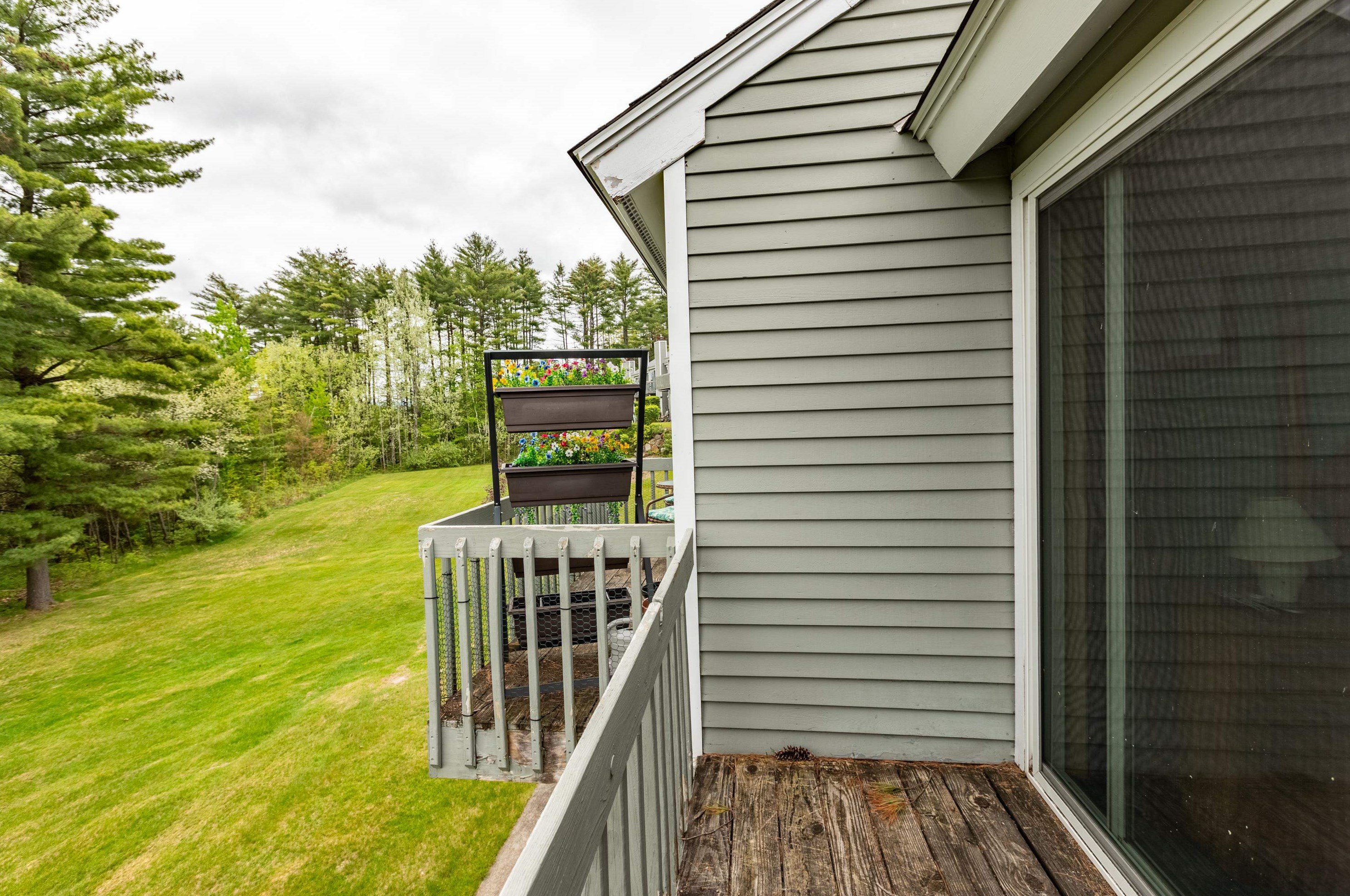 106 Mountain River East Rd, Ellsworth NH  03285-6890 exterior