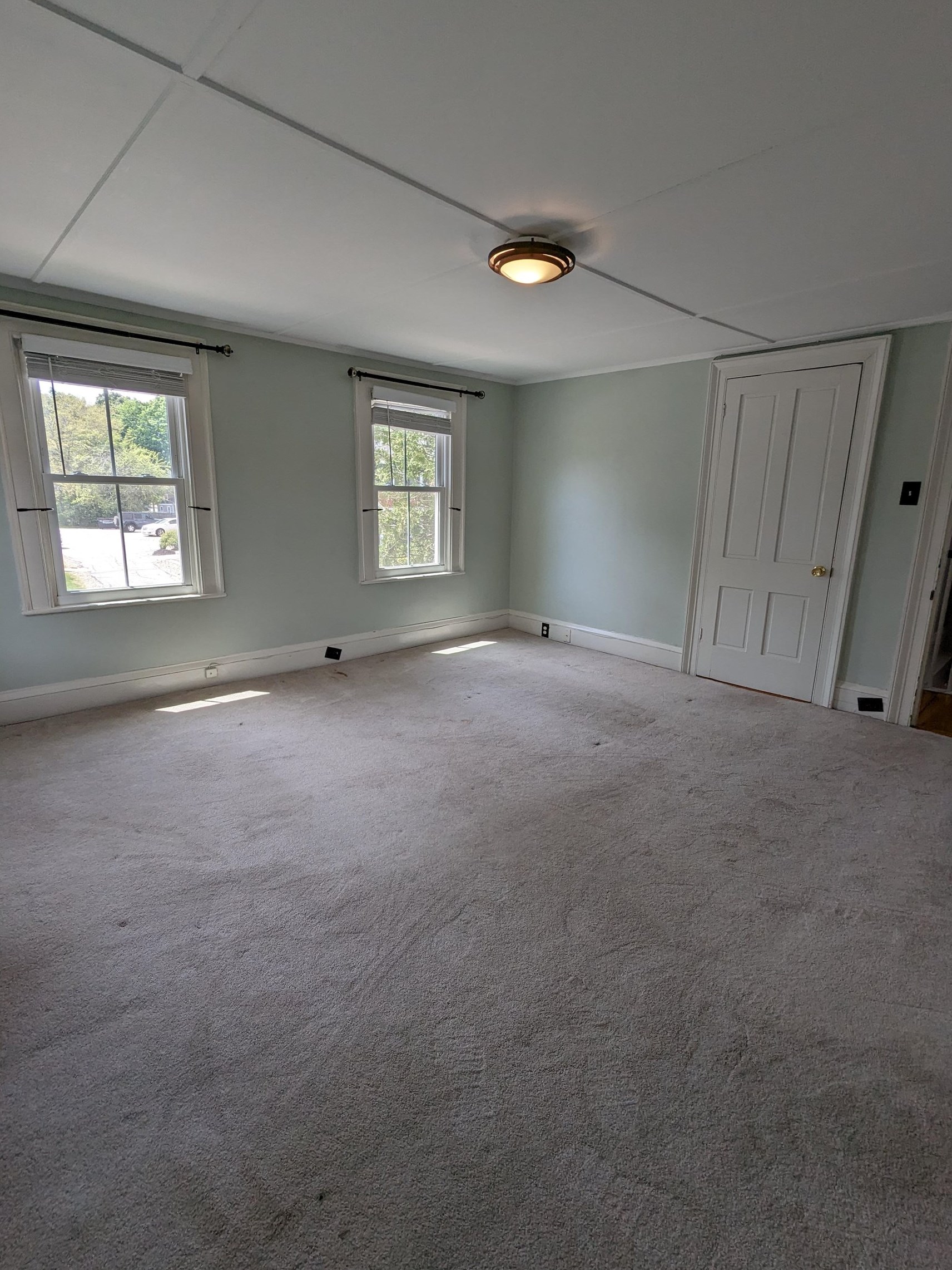 52 State St, Concord NH  03301-4326 exterior