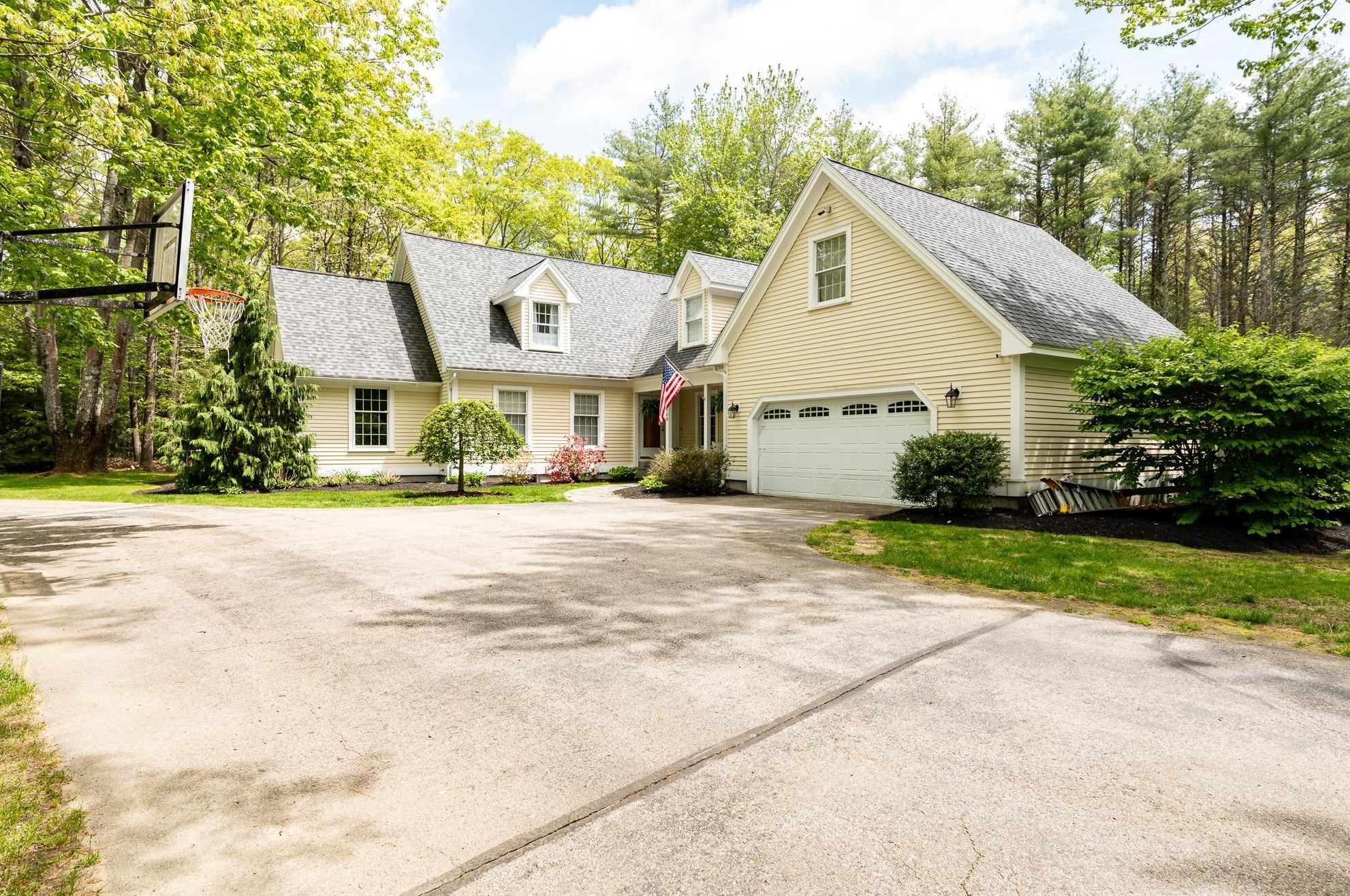 108 Woods Run, Portsmouth, NH 03869