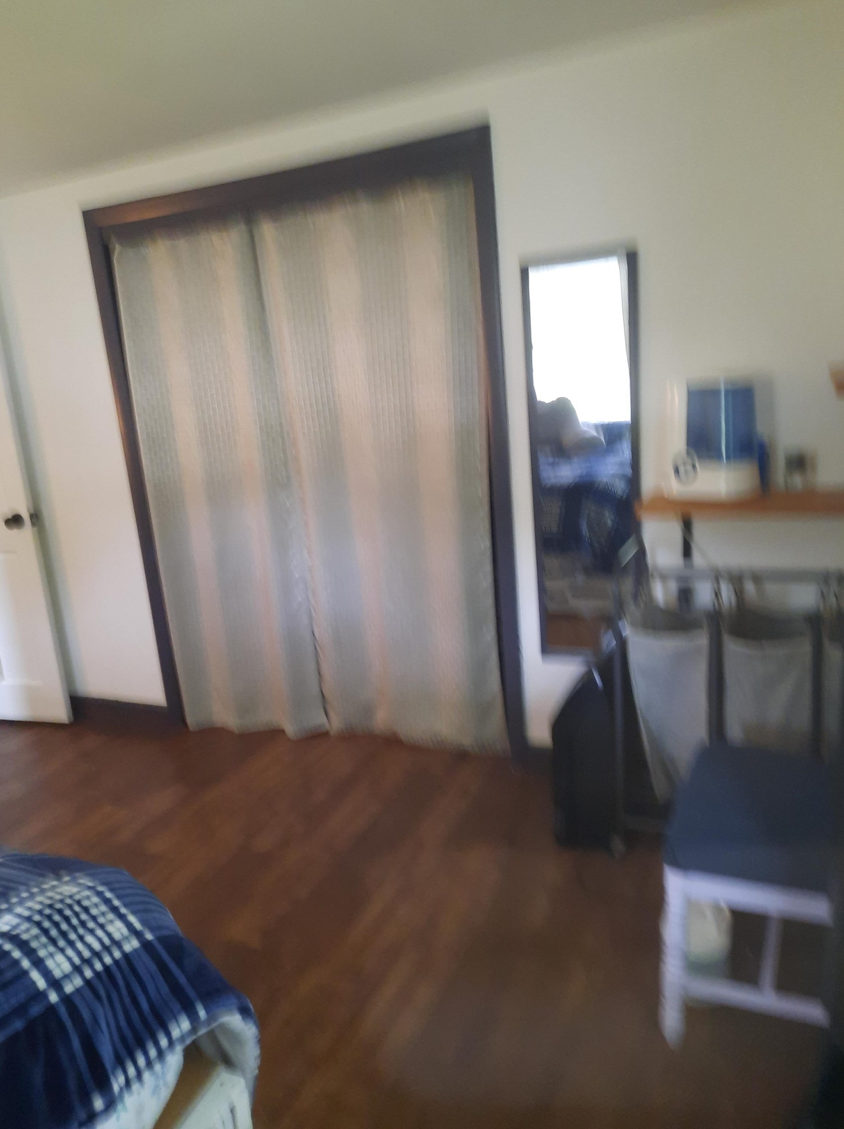 5 Lorraine St, Hudson NH  03051-4848 exterior