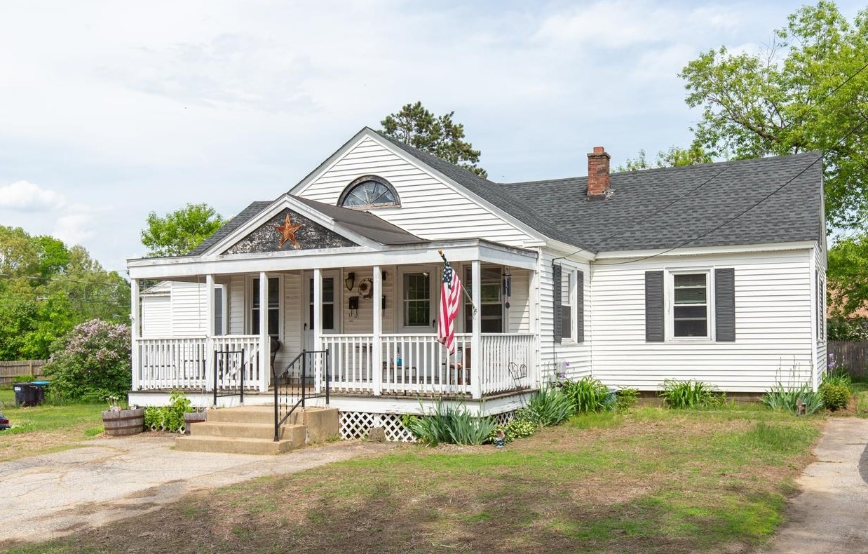 5 Hamel Ave, Allenstown, NH 03275-1908