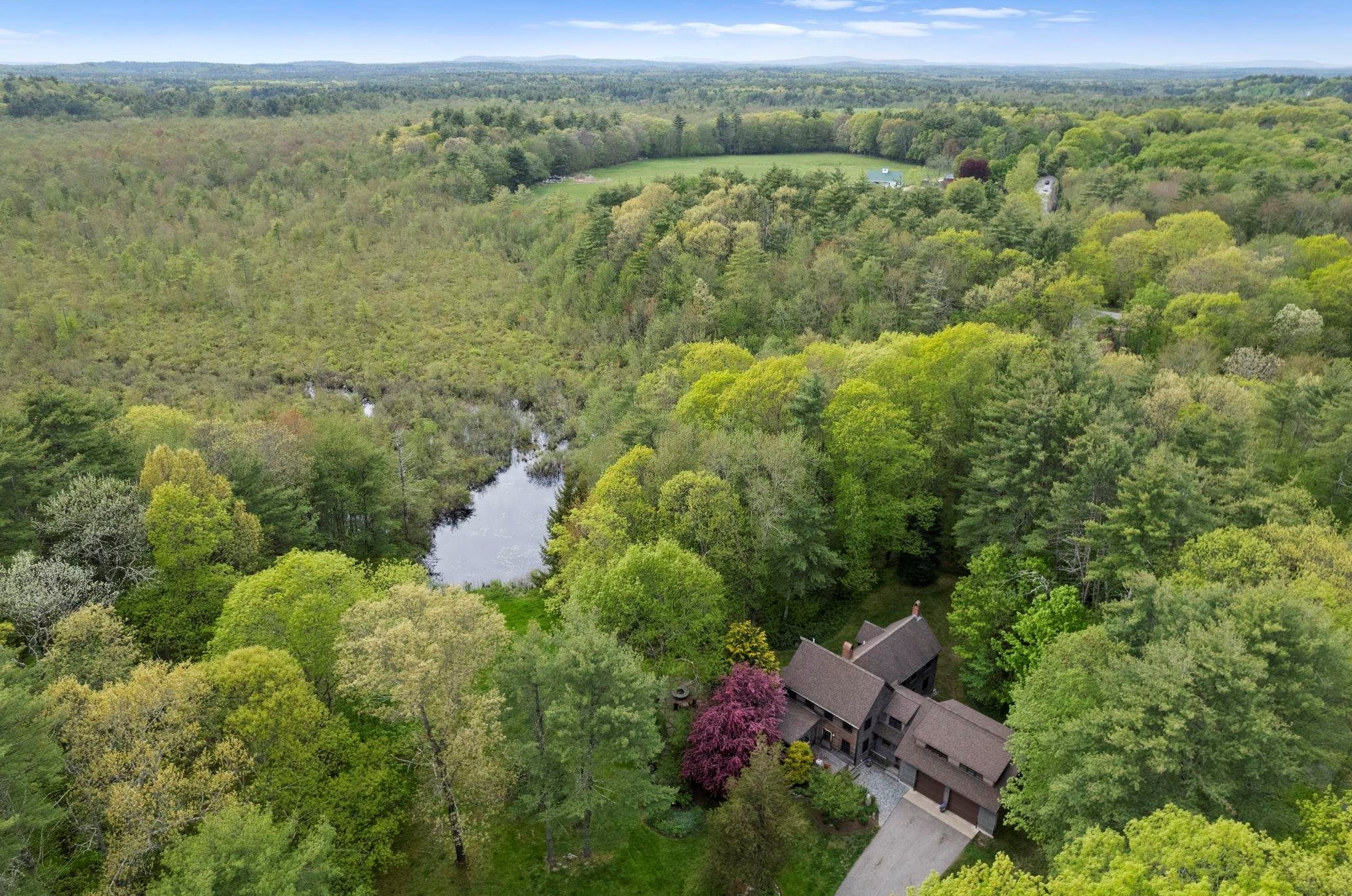 275 Ash Swamp Rd, Newmarket, NH 03857 exterior