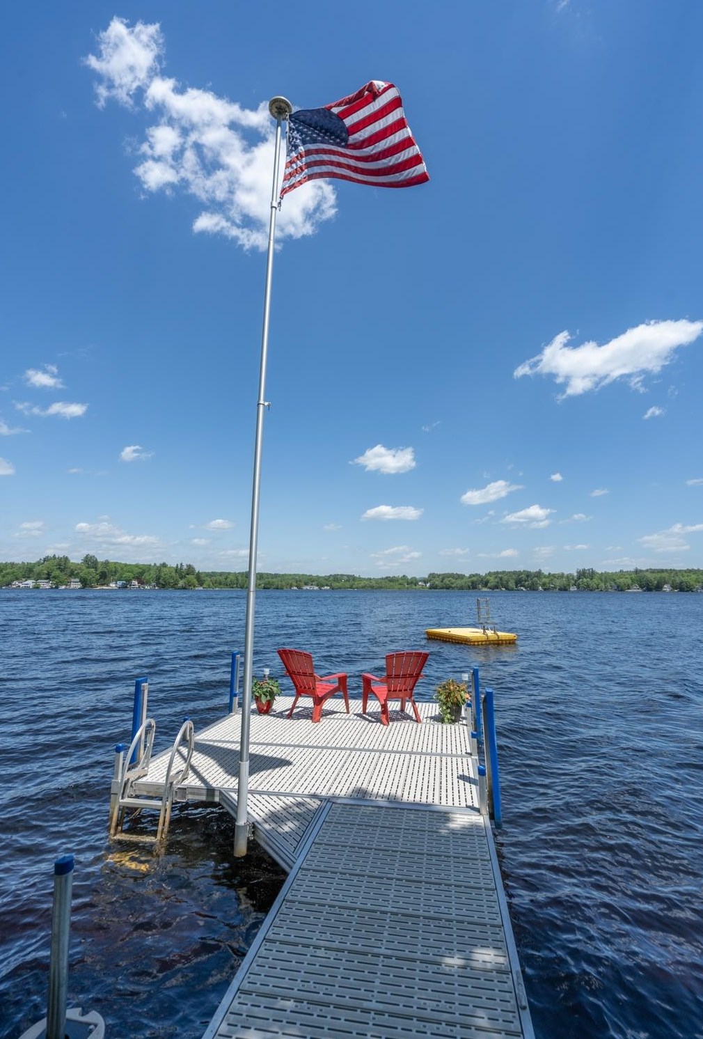 47 Baker Ave, Deerfield, NH 03037-1112