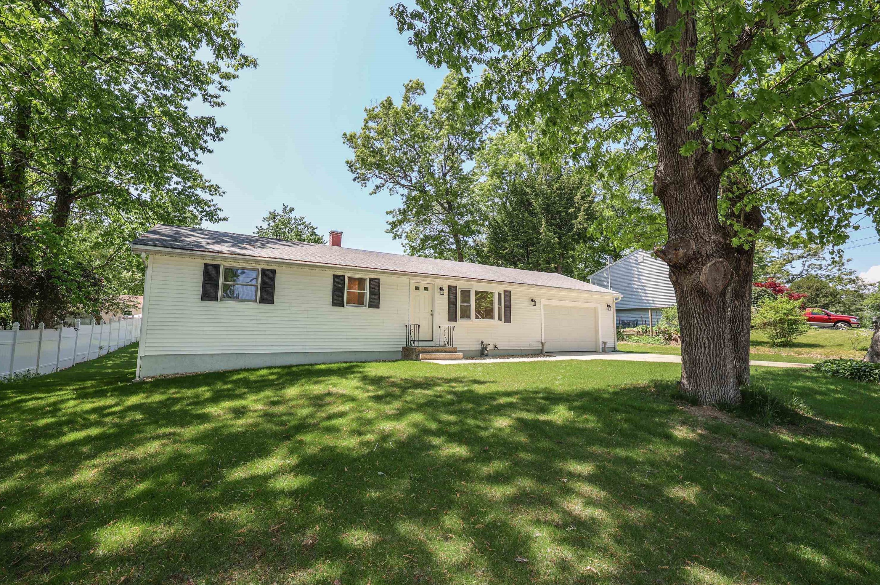 73 Tenby Dr, Nashua, NH 03062