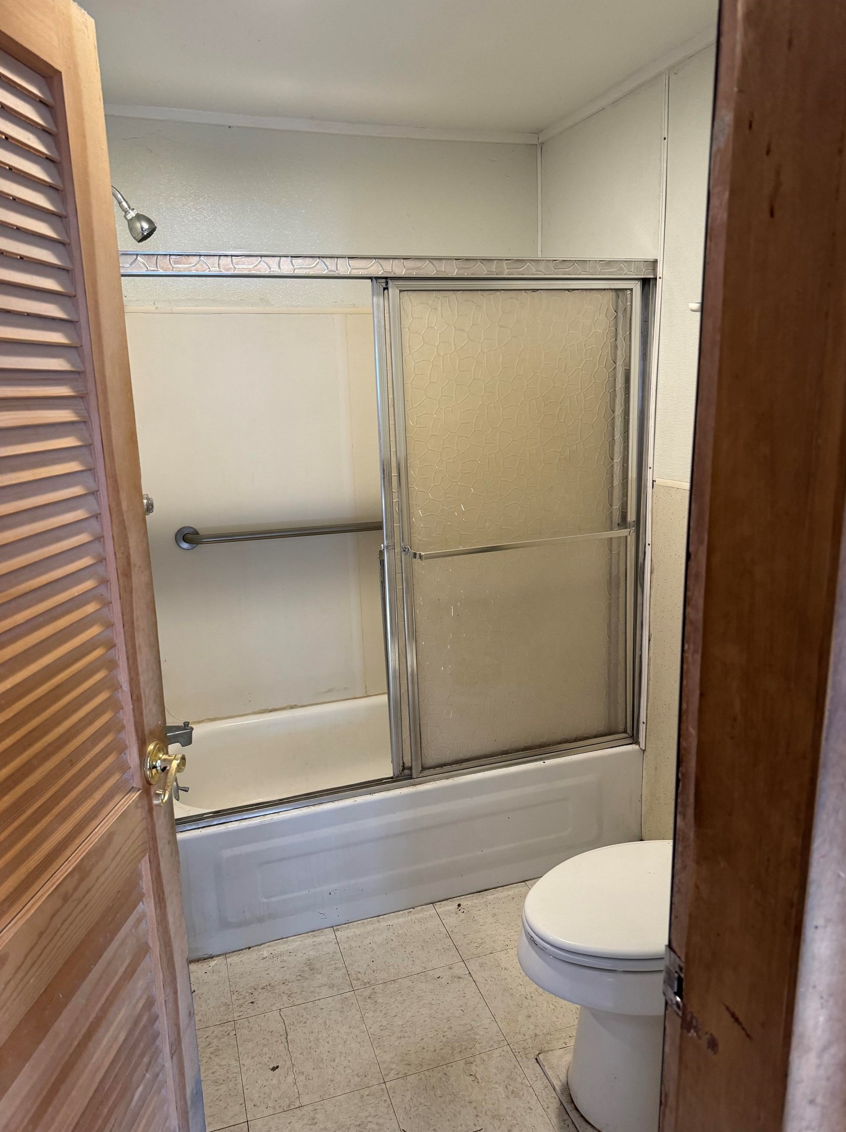 9 Monroe St, Dover NH 03820-4010 exterior